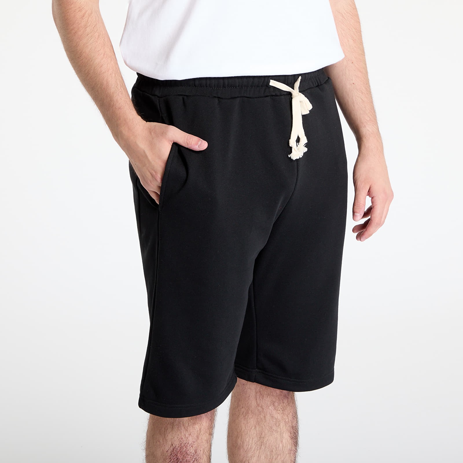 Kratke hlače Urban Classics Low Crotch Sweatshorts Black
