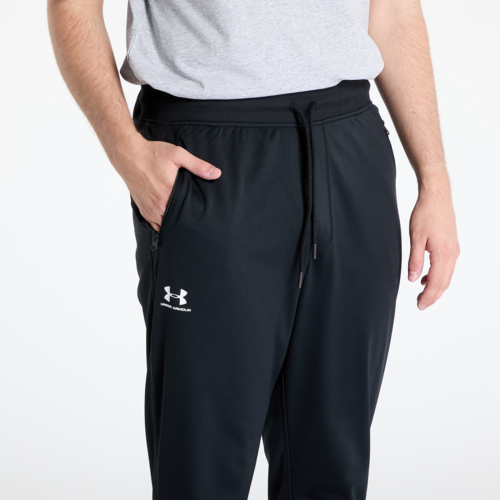 Dressid Under Armour Sportstyle Tricot Jogger Black