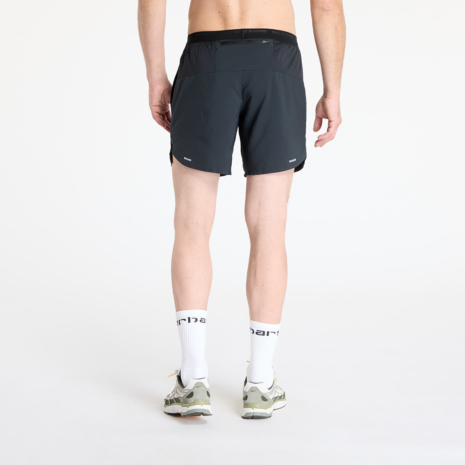 Pantaloncini da uomo Nike Stride Men's Dri-FIT 7" Brief-Lined Running Shorts Black/ Black/ Reflective Silv