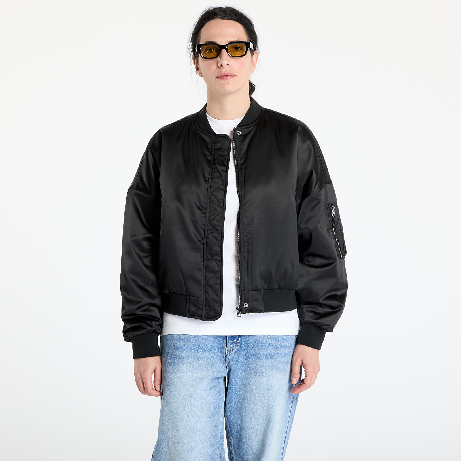 Veste Ladies Short Oversized Satin Bomber Jacket L - Urban Classics - Modalova