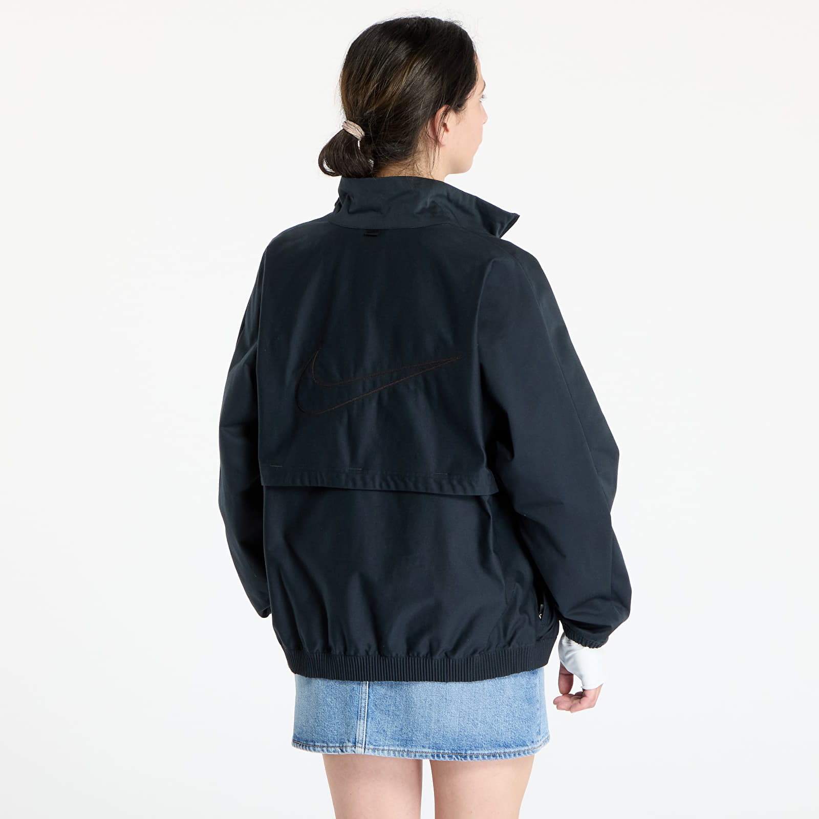 Chaquetas de mujer Nike Sportswear Collection Women's Oversized Windrunner Twill Jacket Black/ Black/ Velvet Brown