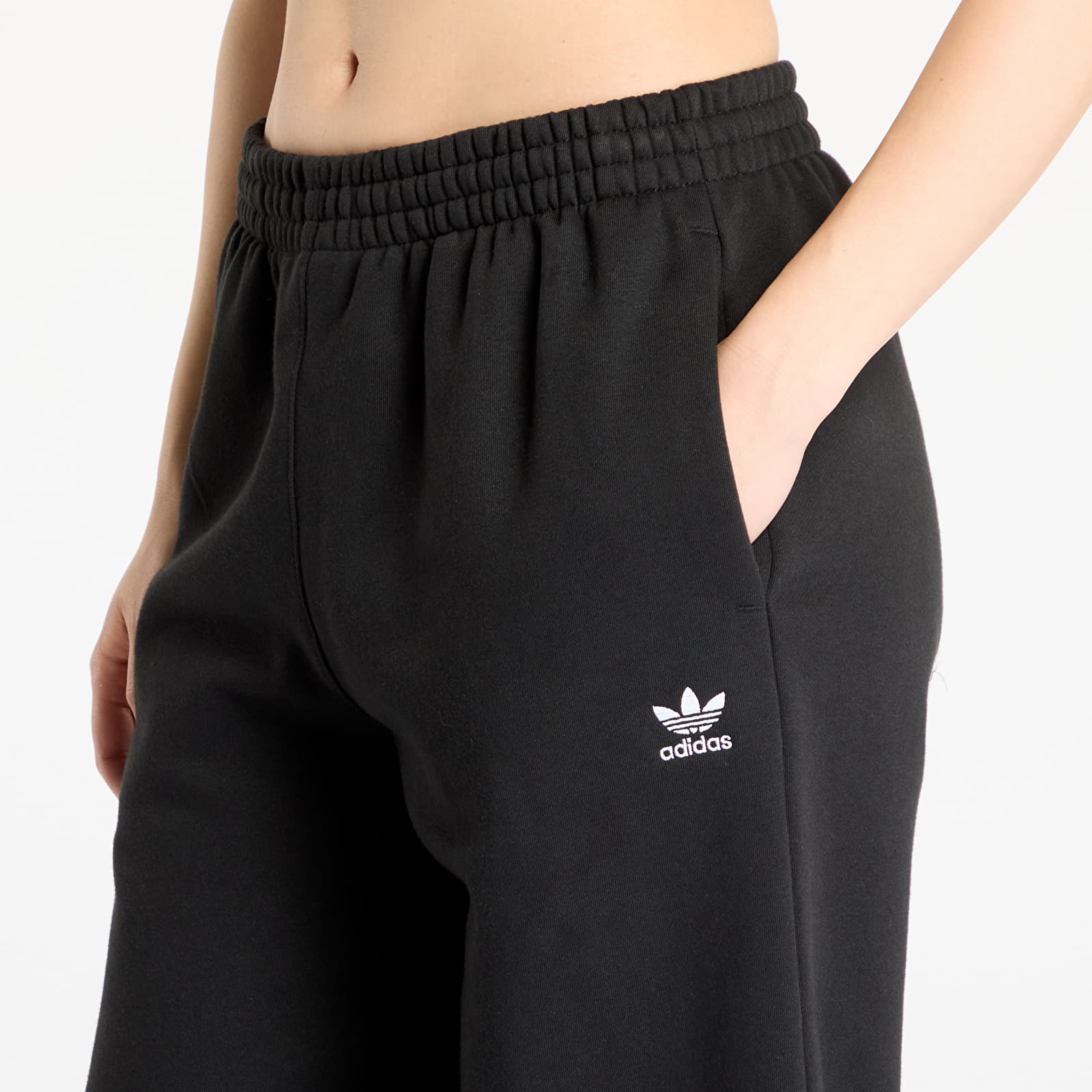 Pantalones de chándal para mujer adidas Essentials Wide Leg Pant Fleece Black