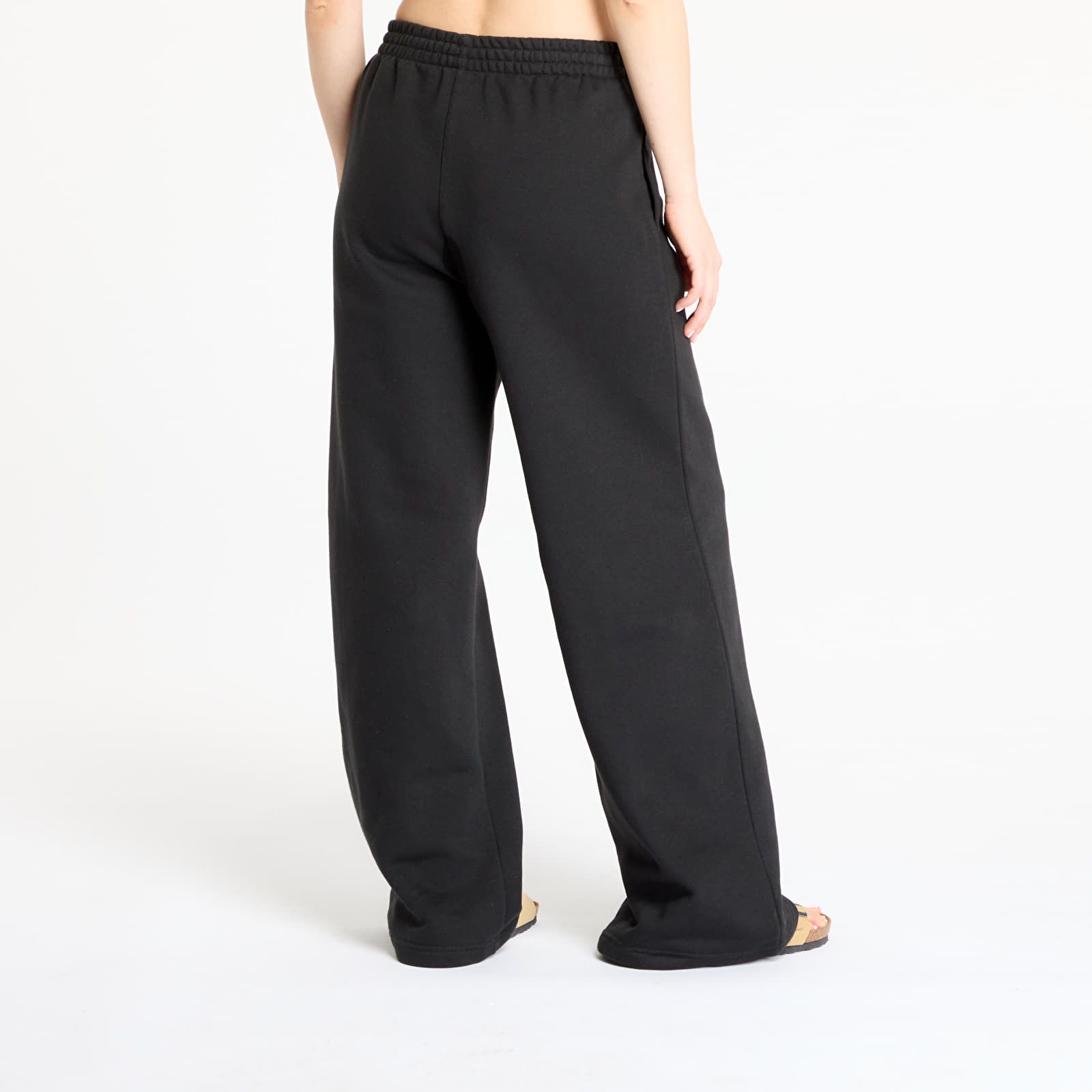Pantalones de chándal para mujer adidas Essentials Wide Leg Pant Fleece Black