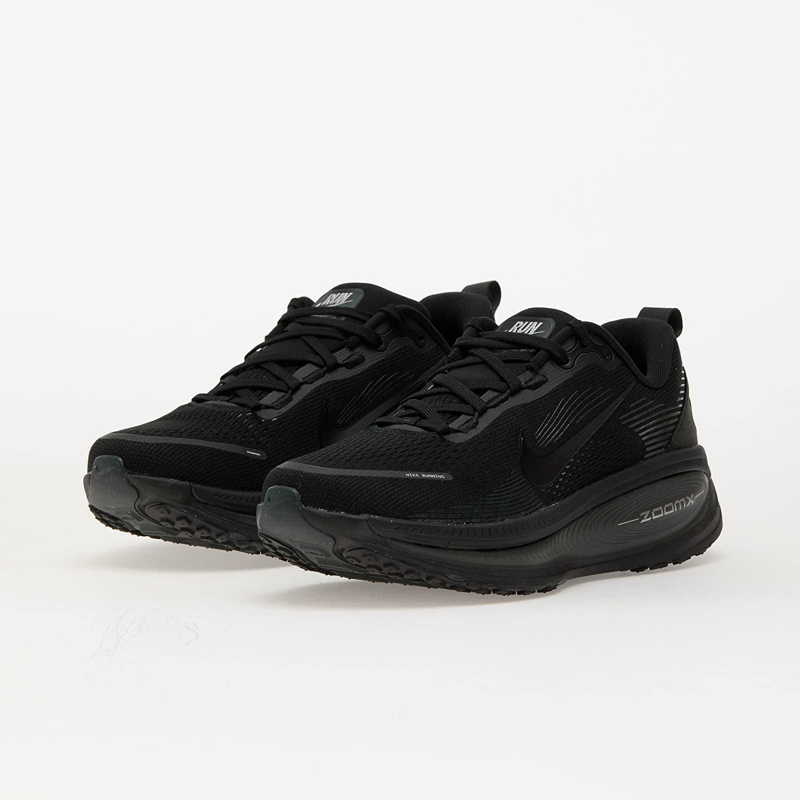 Herenschoenen Nike Vomero 18 Black/ Black-Dk Smoke Grey-Lt Smoke Grey
