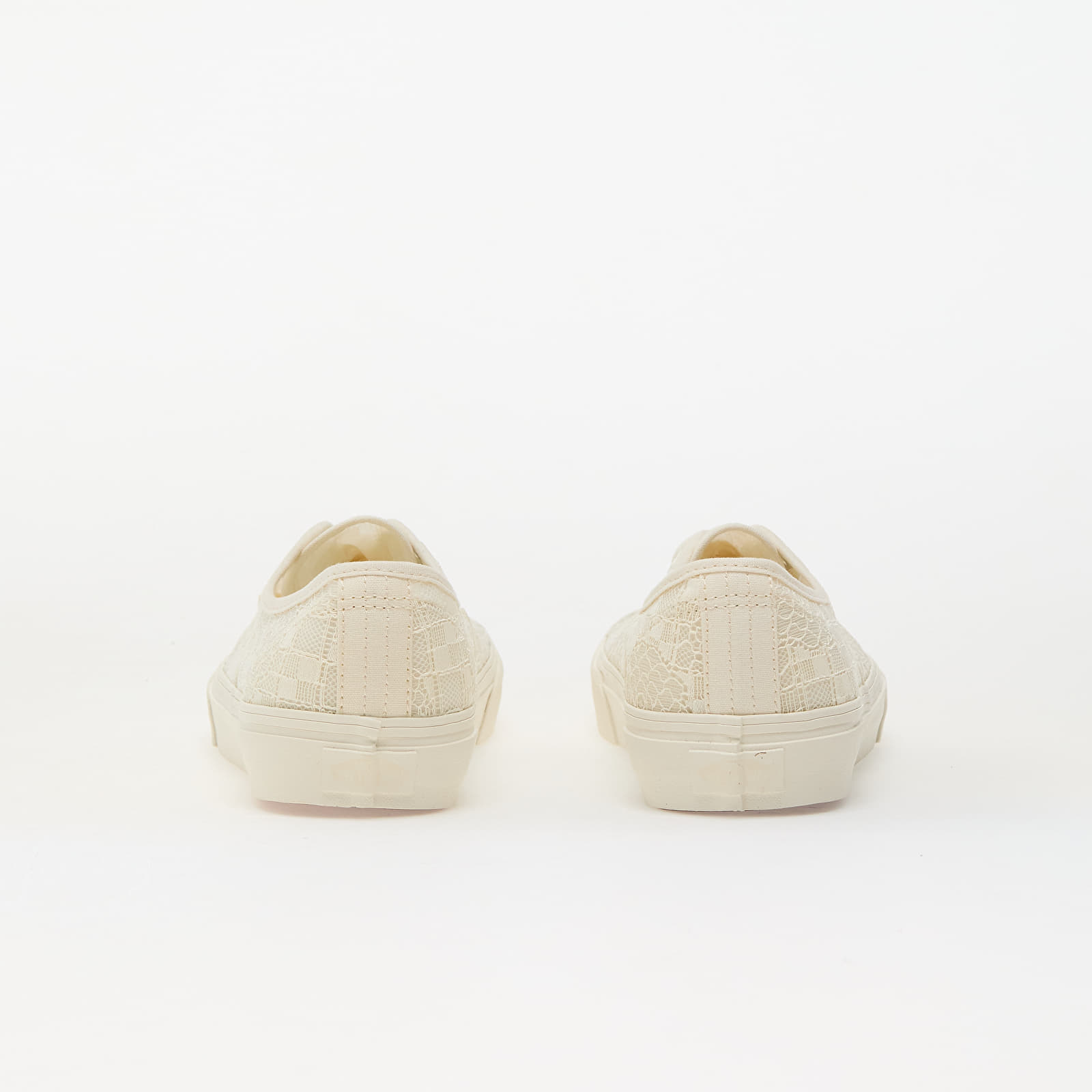 Men's sneakers and shoes Vans Authentic Chou Marshnallow