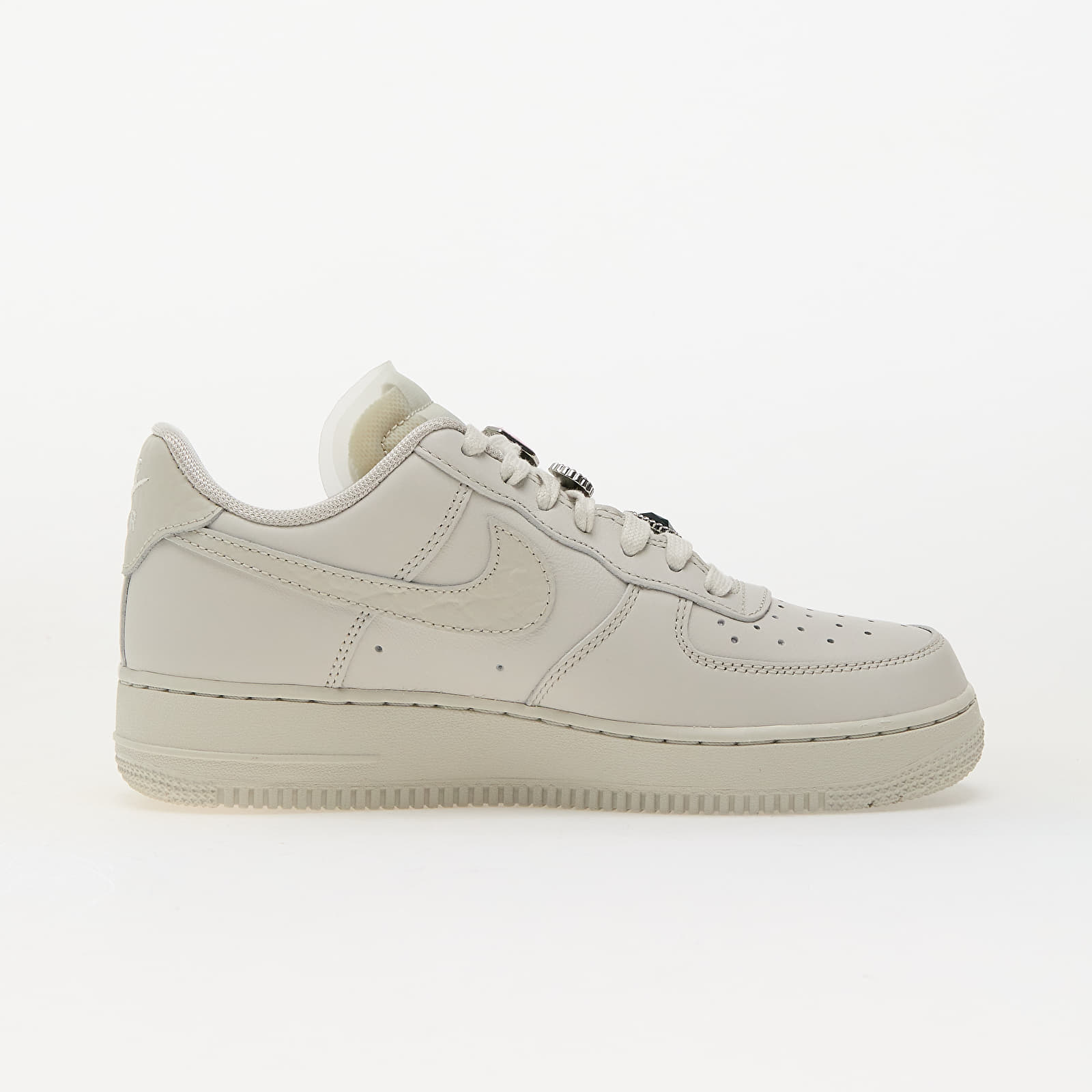 Zapatillas mujer Nike W Air Force 1 Low Premium Light Bone/ Light Bone-Kelly Green