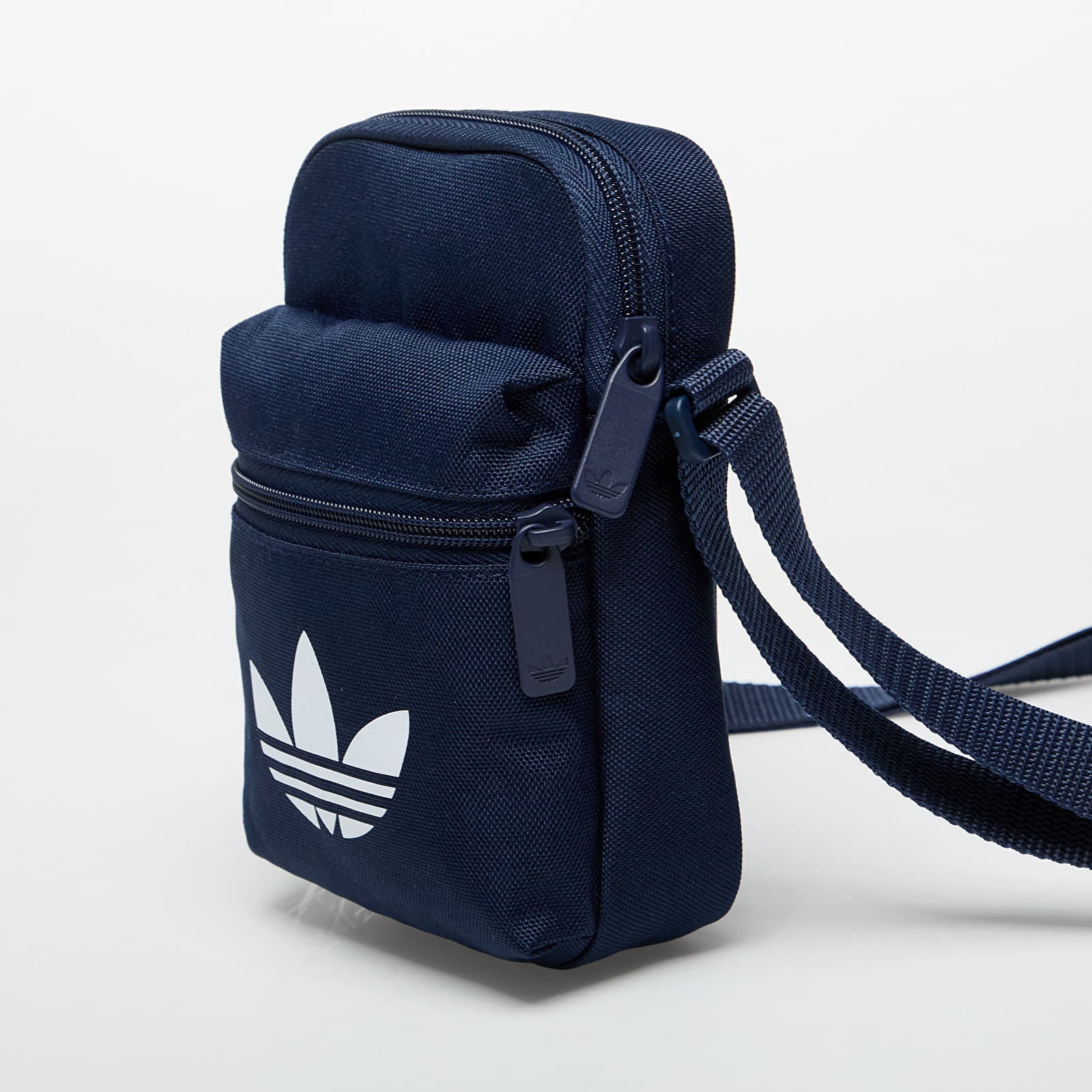 adidas Adicolor Classic Festival Bag Night Indigo/ White Universal