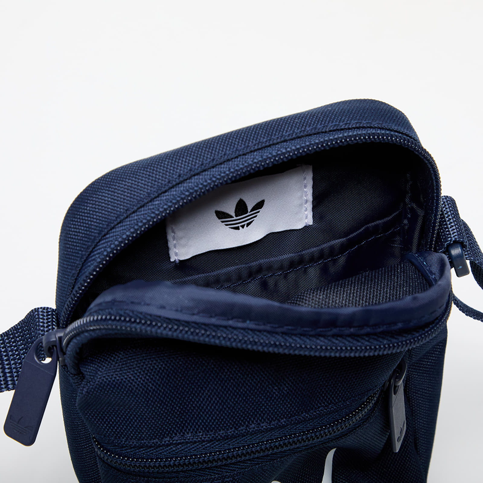 adidas Adicolor Classic Festival Bag Night Indigo/ White Universal