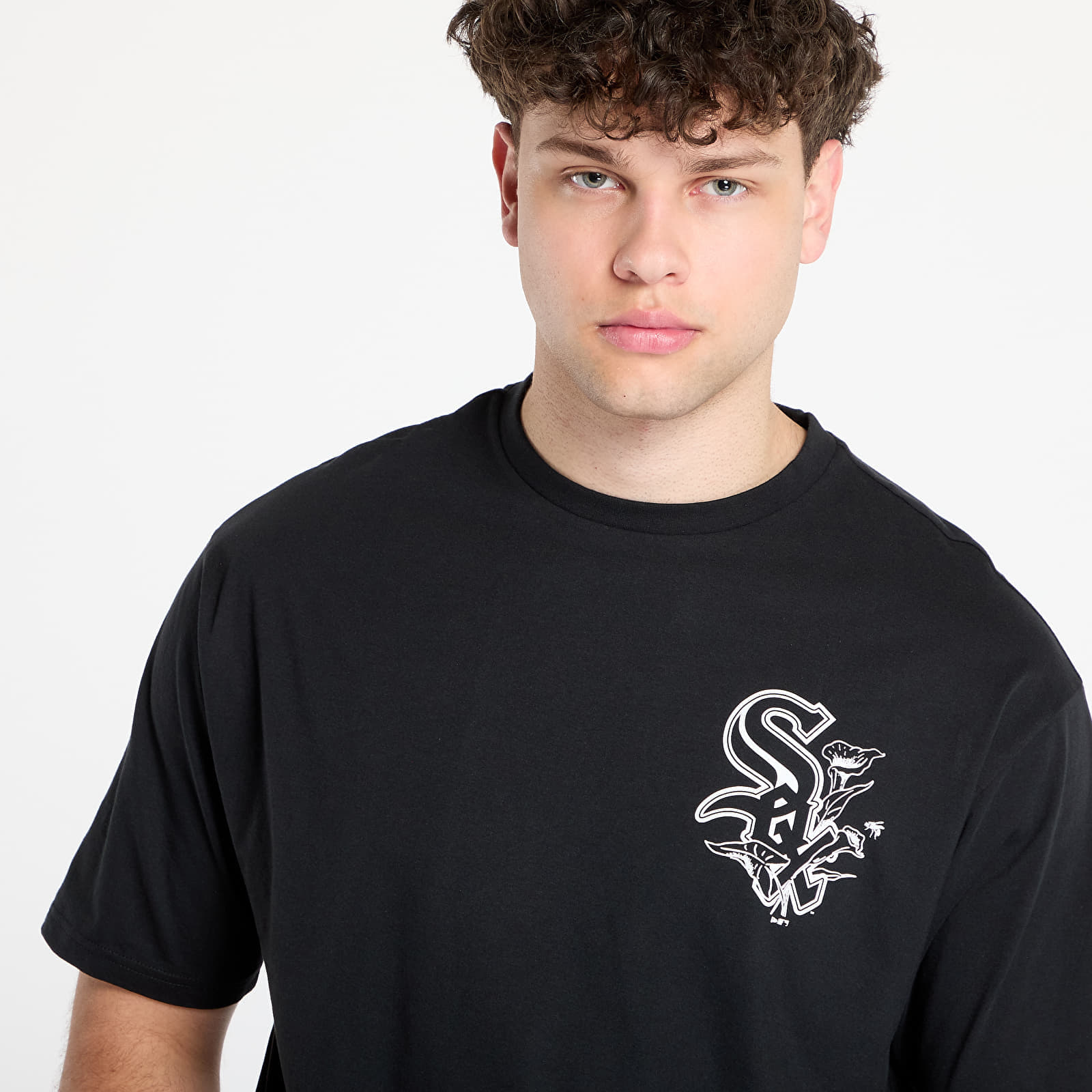 New Era T-shirt New Era Chicago White Sox Floral Graphic Oversized Tee UNISEX Black S - 3