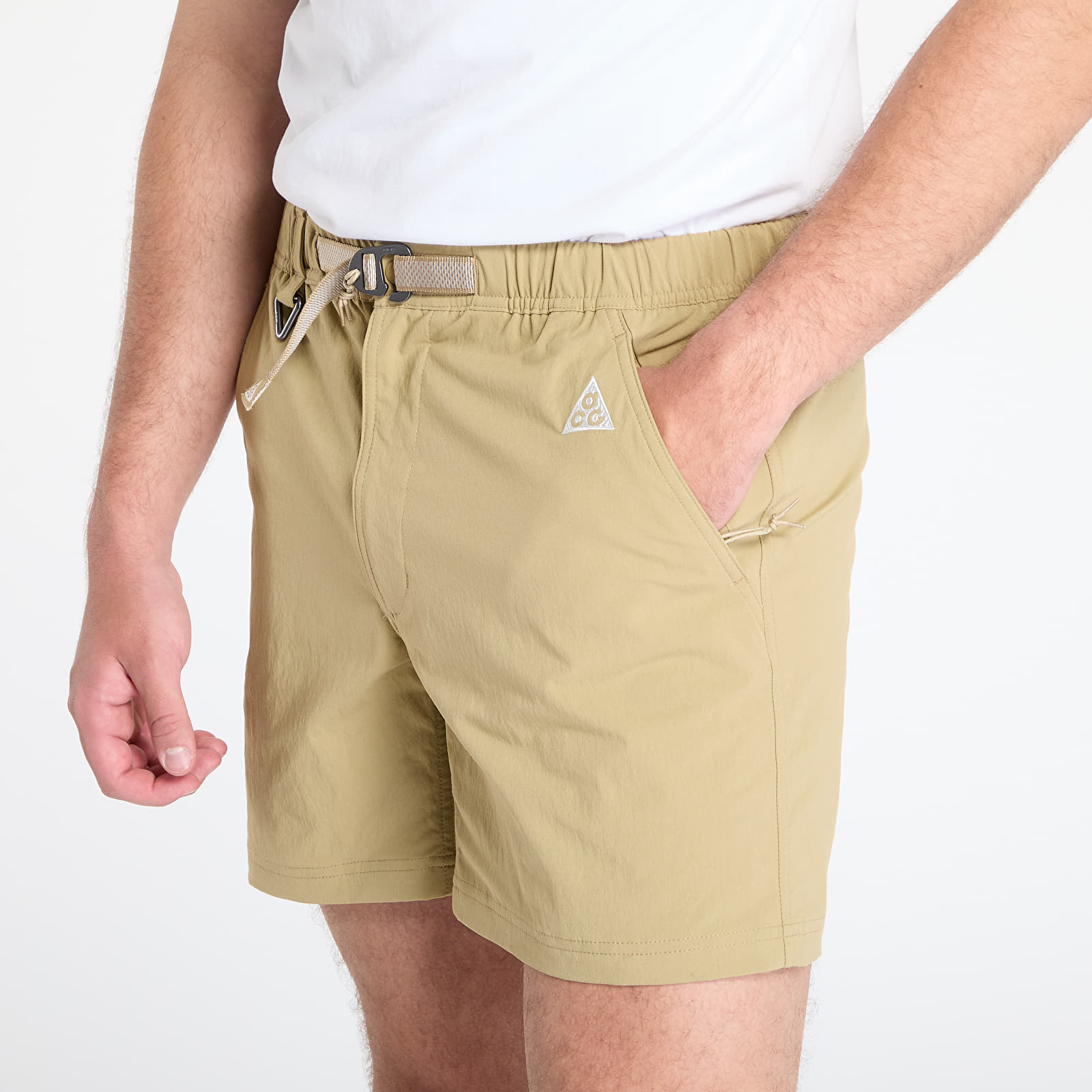 Men's shorts Nike ACG Men's Hiking Shorts Parachute Beige/ Summit White
