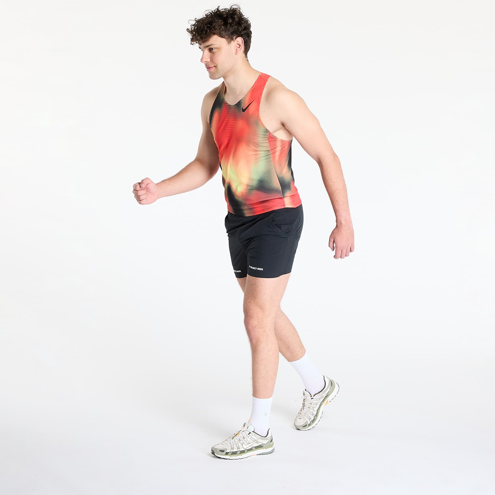 Tank tops for menn Nike AeroSwift Elite Entry Men's Dri-FIT ADV Running Tank Top Lt Lemon Twist/ Lt Crimson/ Black/ Black