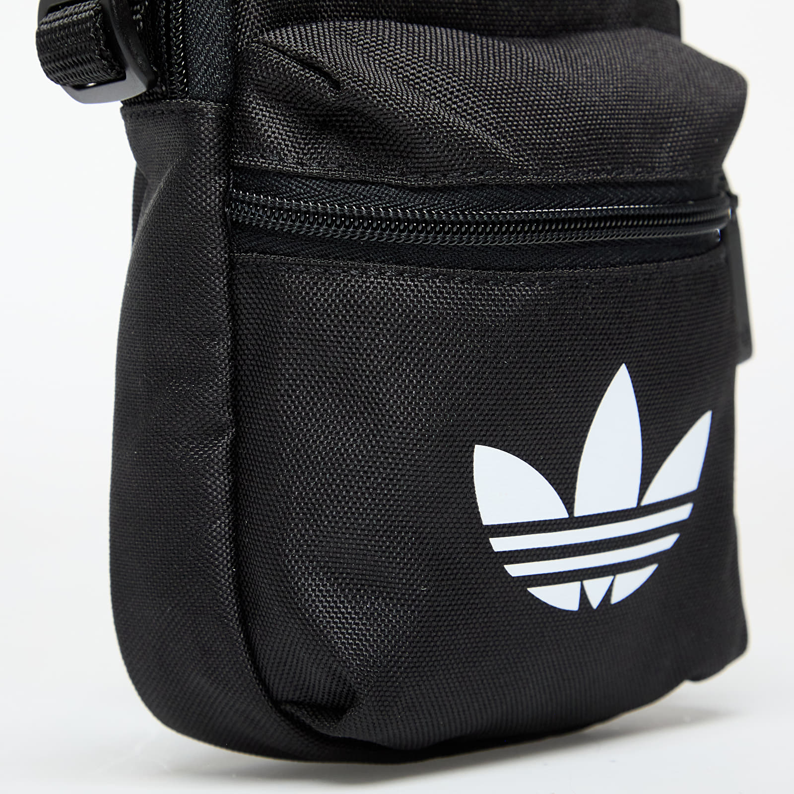 Skuldervesker adidas Adicolor Classic Festival Bag Black/ White