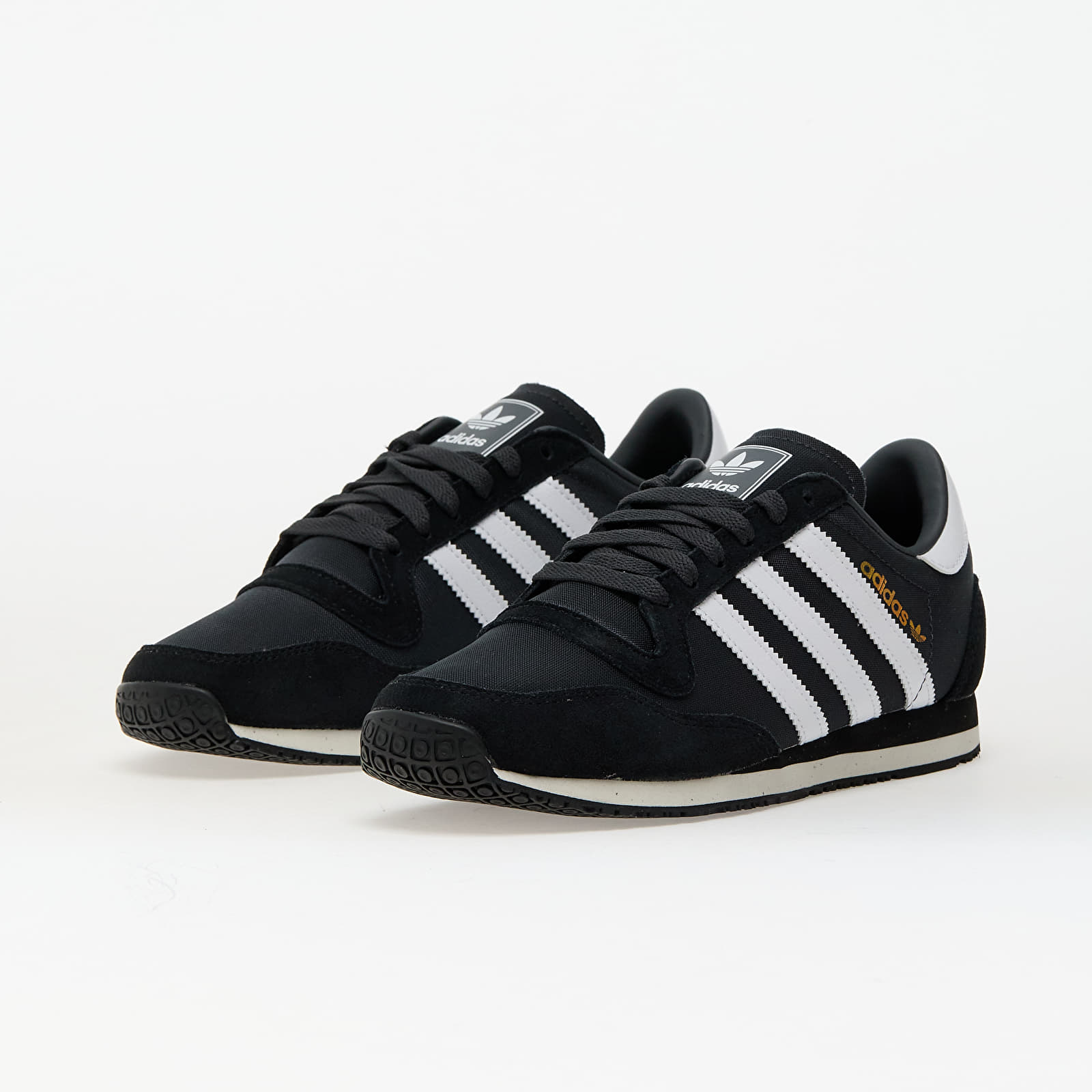 Мъжки кецове и обувки adidas Galaxy OG Carbon/ Ftwr White/ Core Black