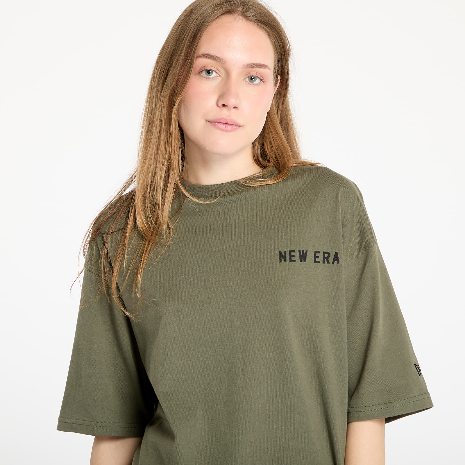 Camisetas hombre New Era Animal Graphic Oversized Tee UNISEX New Olive