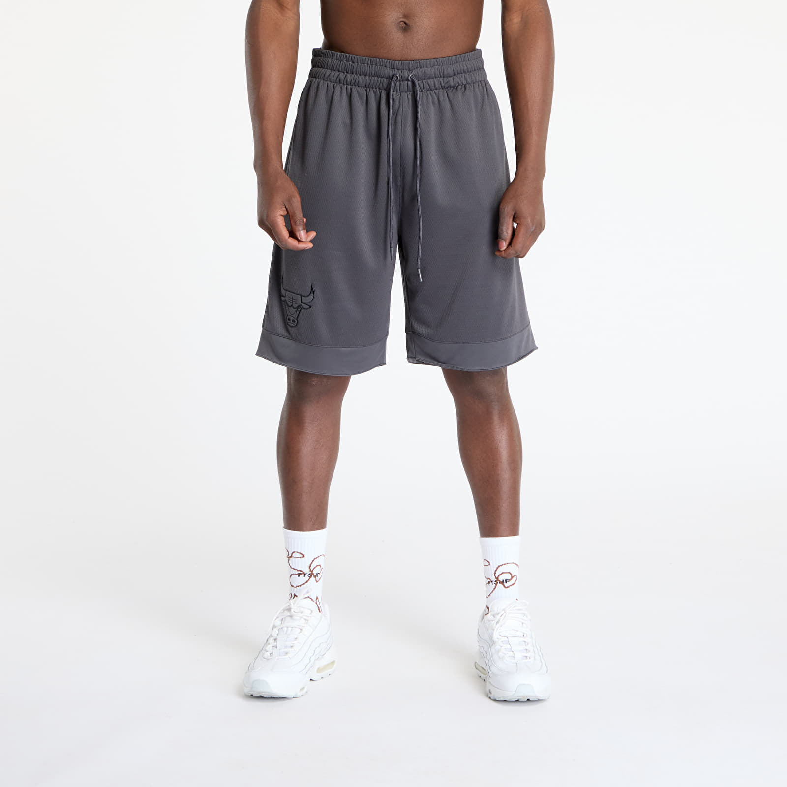 New Era Chicago Bulls NBA Tonal Mesh Short Graphite/ Dark Graphite XS