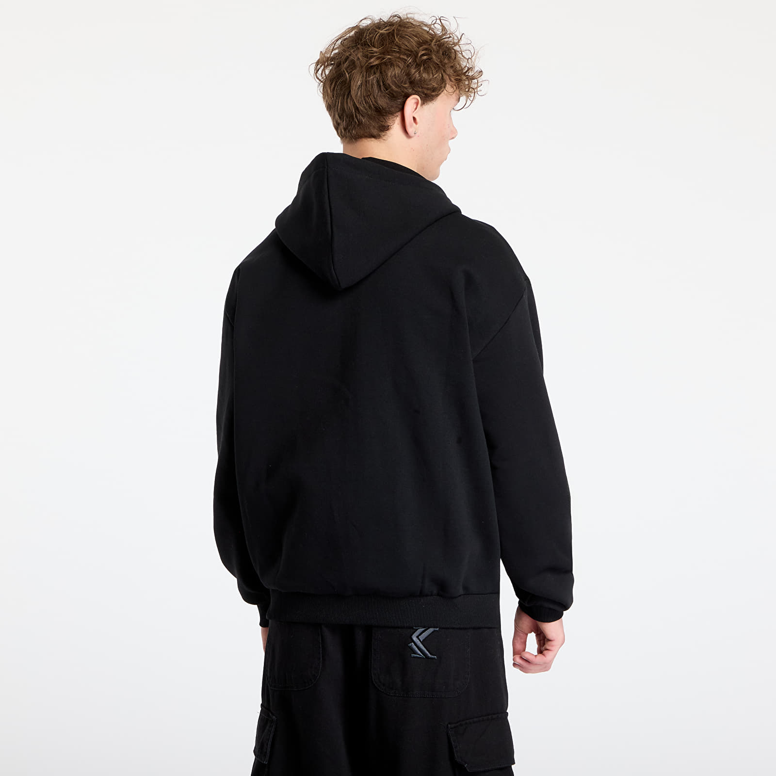 Dukserice Karl Kani Chest Signature Essential Zip Hoodie Black