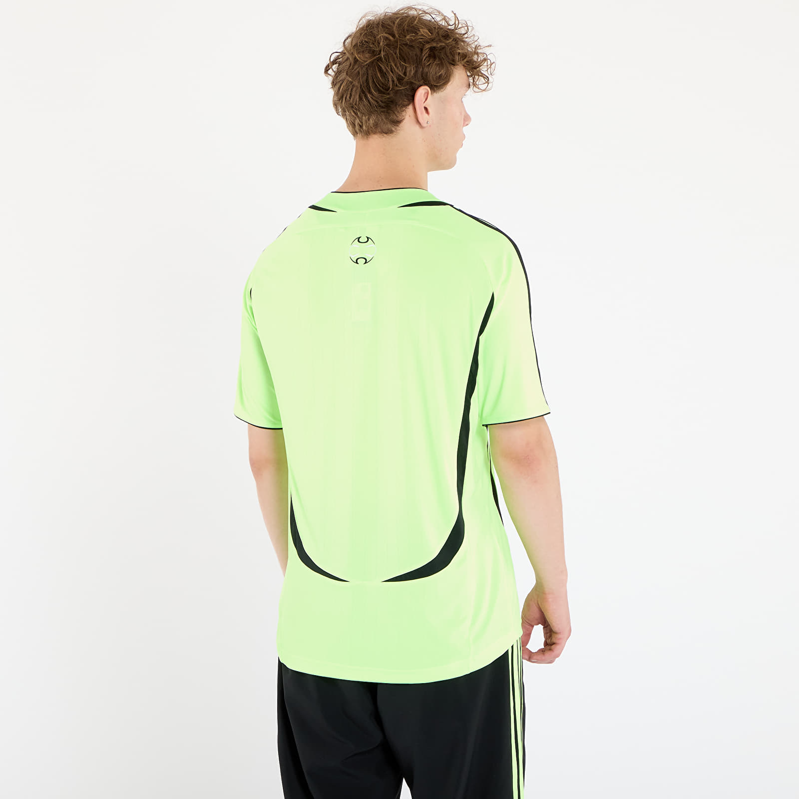 T-shirts för män adidas Teamgeist Adicolor T-Shirt Signal Green/ Black