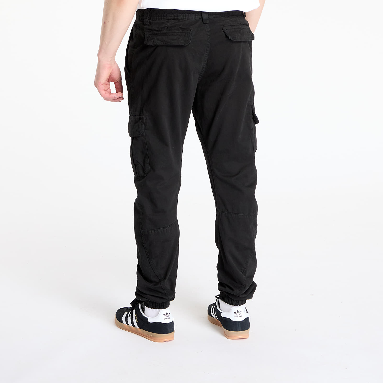 Cargo kalhoty Urban Classics Cargo Jogging Pants Black