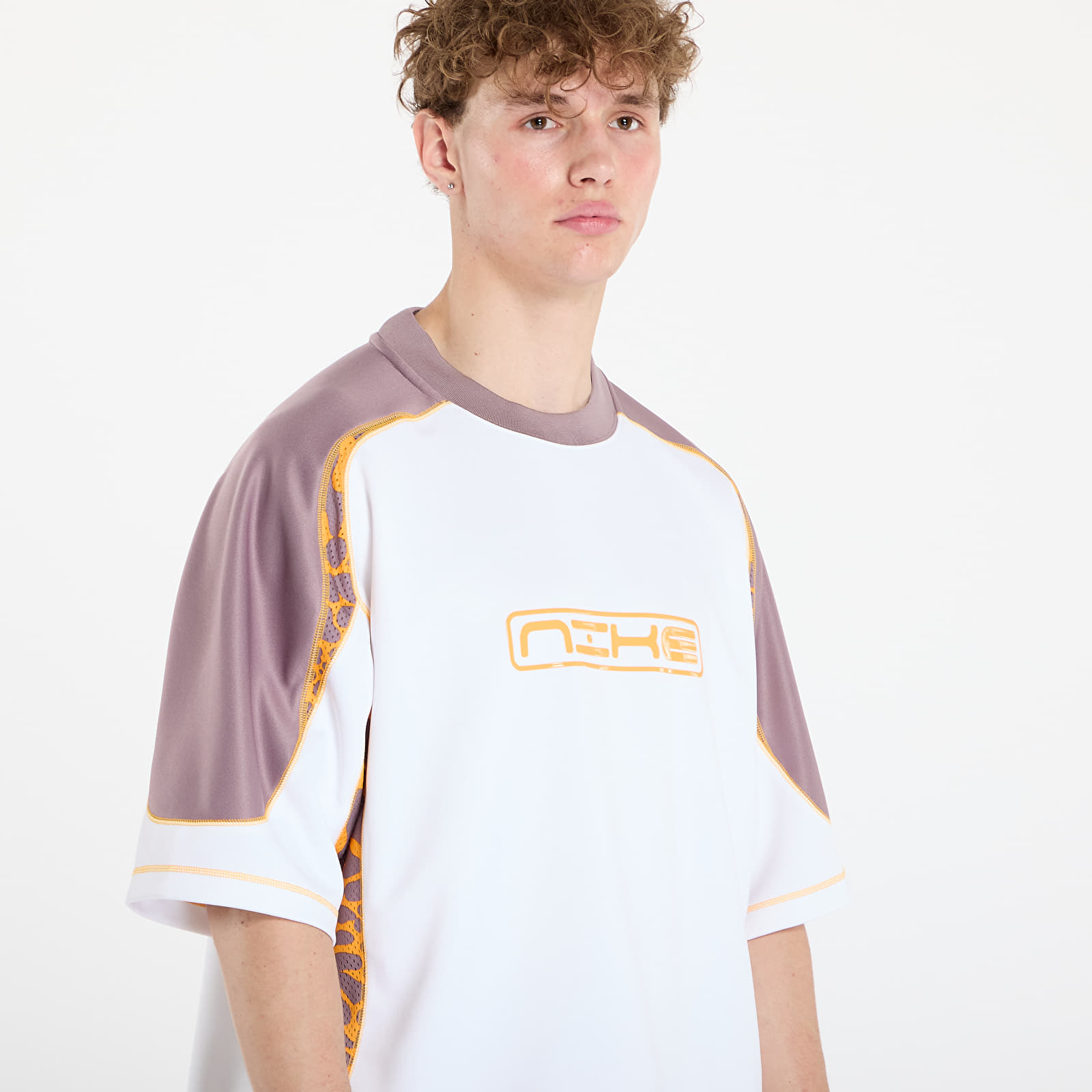 Чоловічі футболки Nike Project F.R.O.G. Men's Short Sleeved Top White/ Taupe Grey/ Sundial/ Sundial