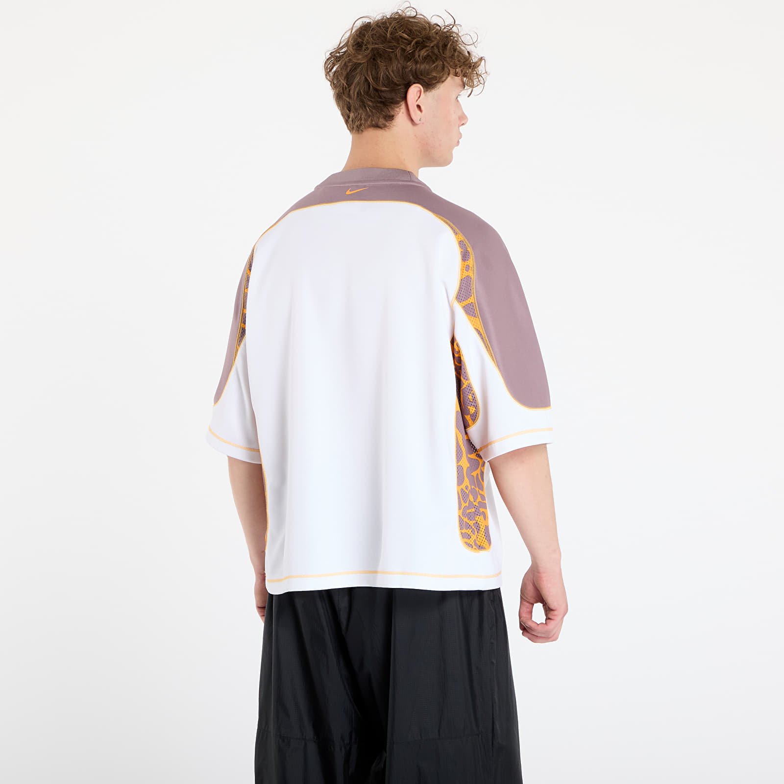 Чоловічі футболки Nike Project F.R.O.G. Men's Short Sleeved Top White/ Taupe Grey/ Sundial/ Sundial