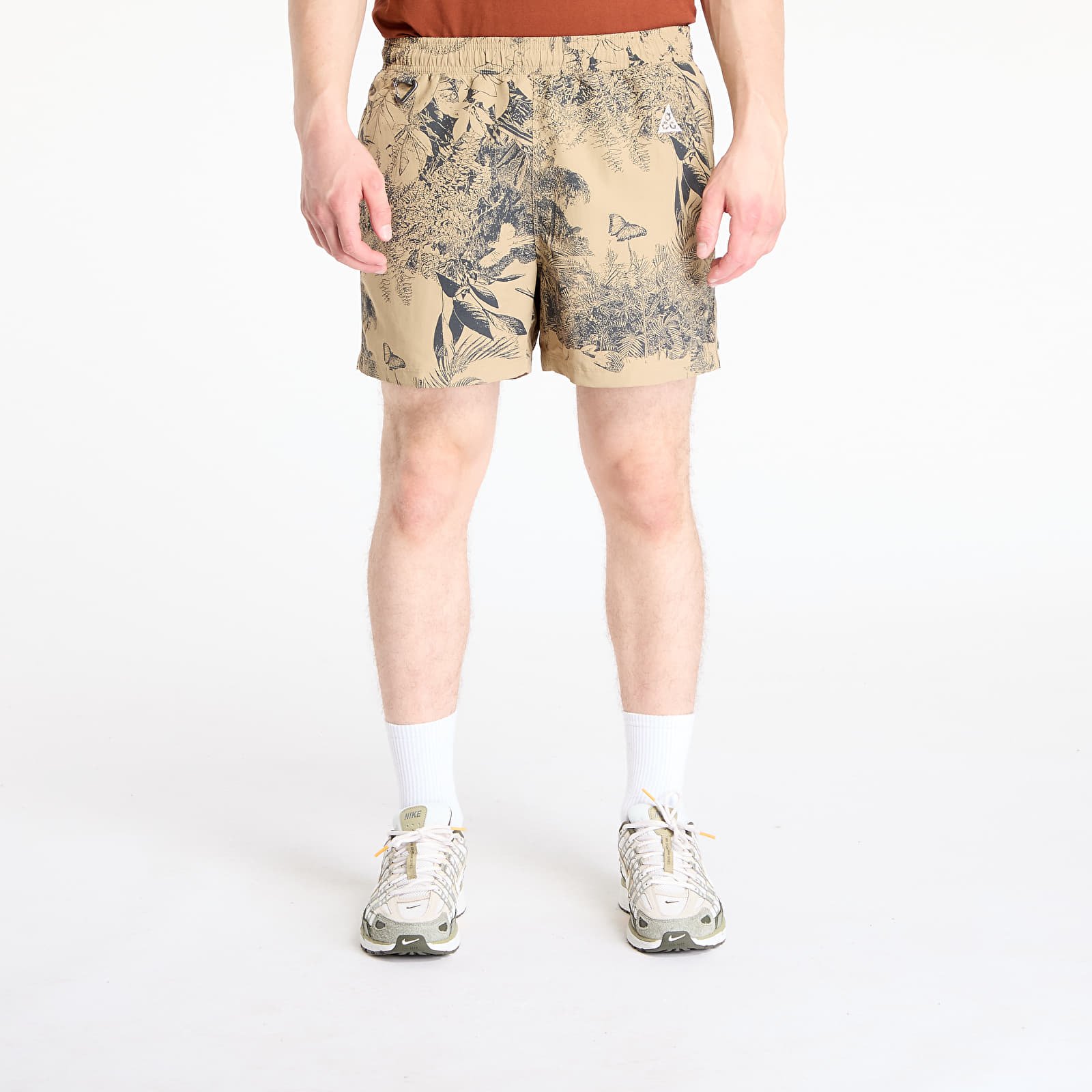 Pantalones cortos para hombre Nike ACG "Reservoir Goat" Men's Print Shorts Parachute Beige/ Summit White