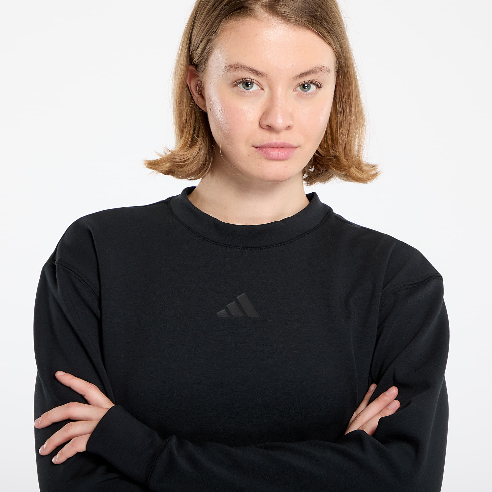 Sudaderas adidas Designed-for-Training Warm-Up Crewneck Sweatshirt Black/ Victory Blue/ Magic Beige