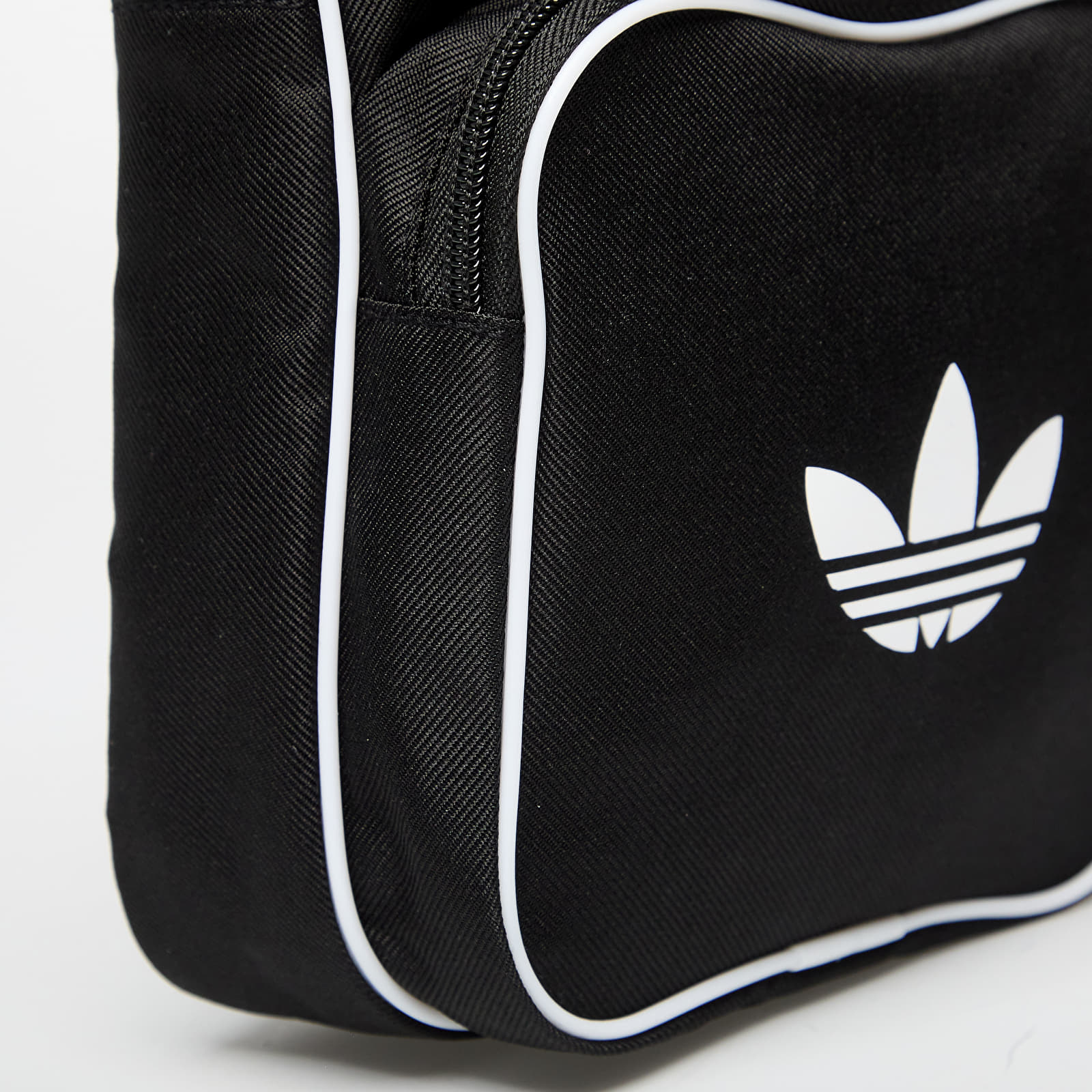 Bolsos bandolera adidas Adicolor Classic Small Item Bag Black/ Better Scarlet