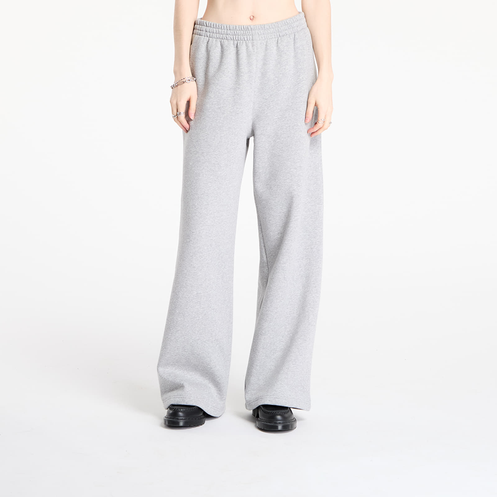 Pantalones de chándal para mujer adidas Essentials Wide Leg Pant Fleece Medium Grey Heather
