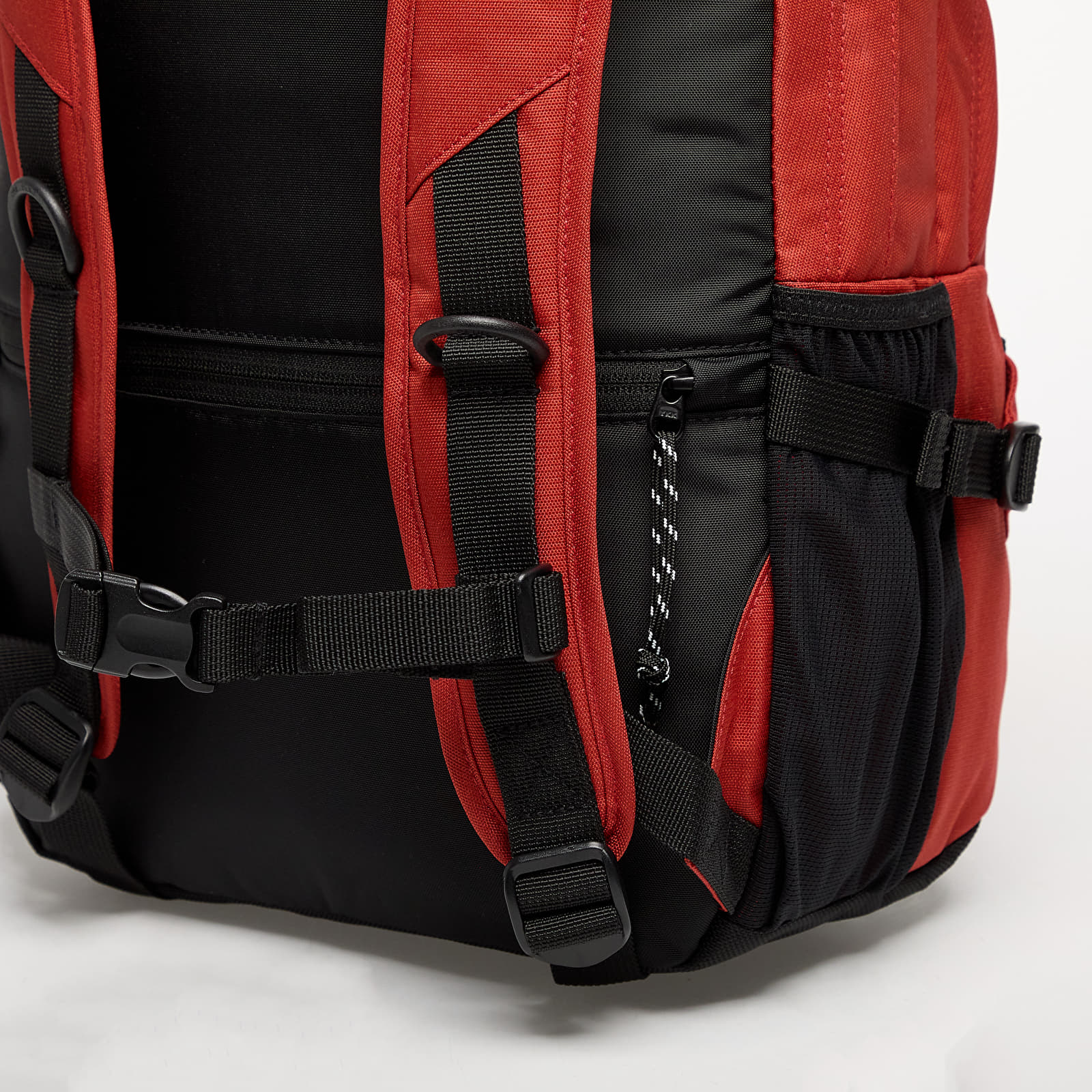 Mochilas para hombres Eastpak Gerys Pro Backpack Cs Rust