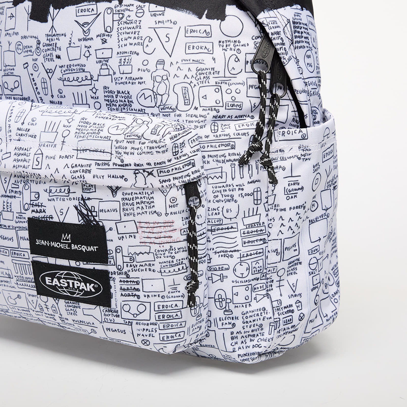 Mochilas para hombres Eastpak x Basquiat Day Pak'r Pegasus Backpack Black/ White