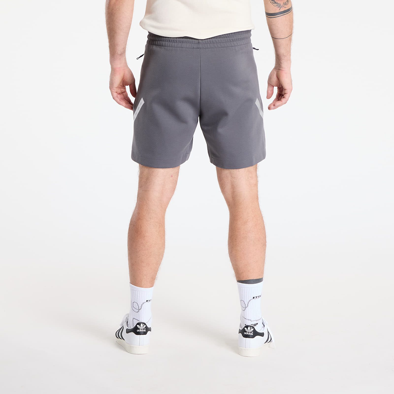 Pánské kraťasy adidas AMG Mercedes Silver Shorts Grey Five