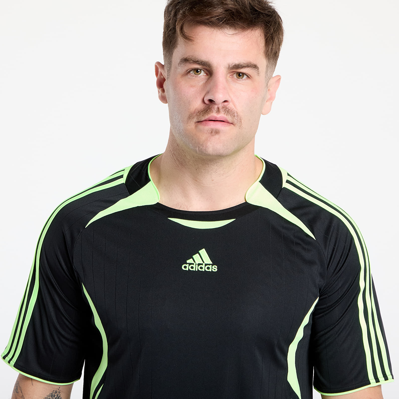 Men's T-shirts adidas Teamgeist Relaxed Men's T-Shirt Black/ Signal Green