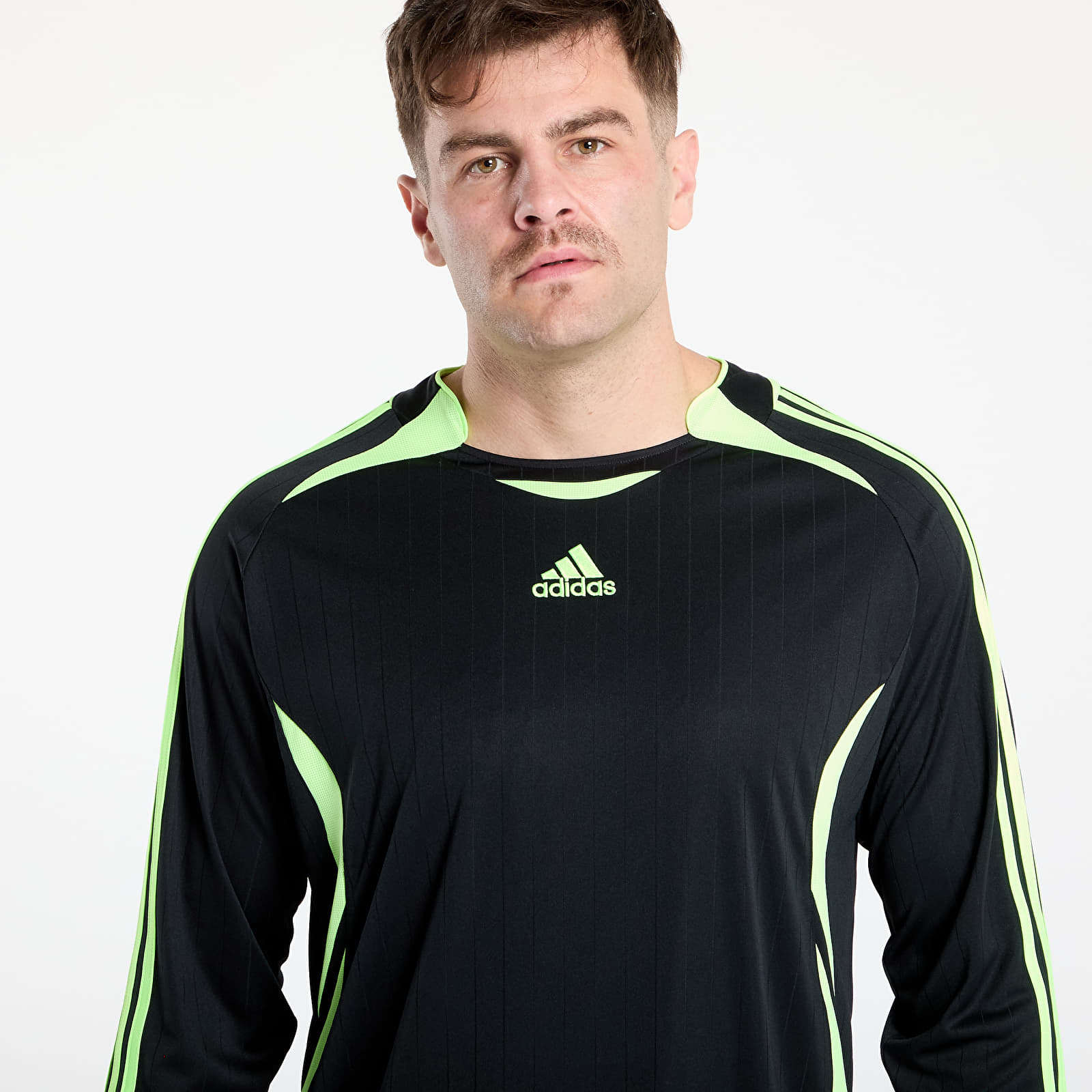 Trička adidas Teamgeist Adicolor Long Sleeve Loose T-Shirt Black / Signal Green