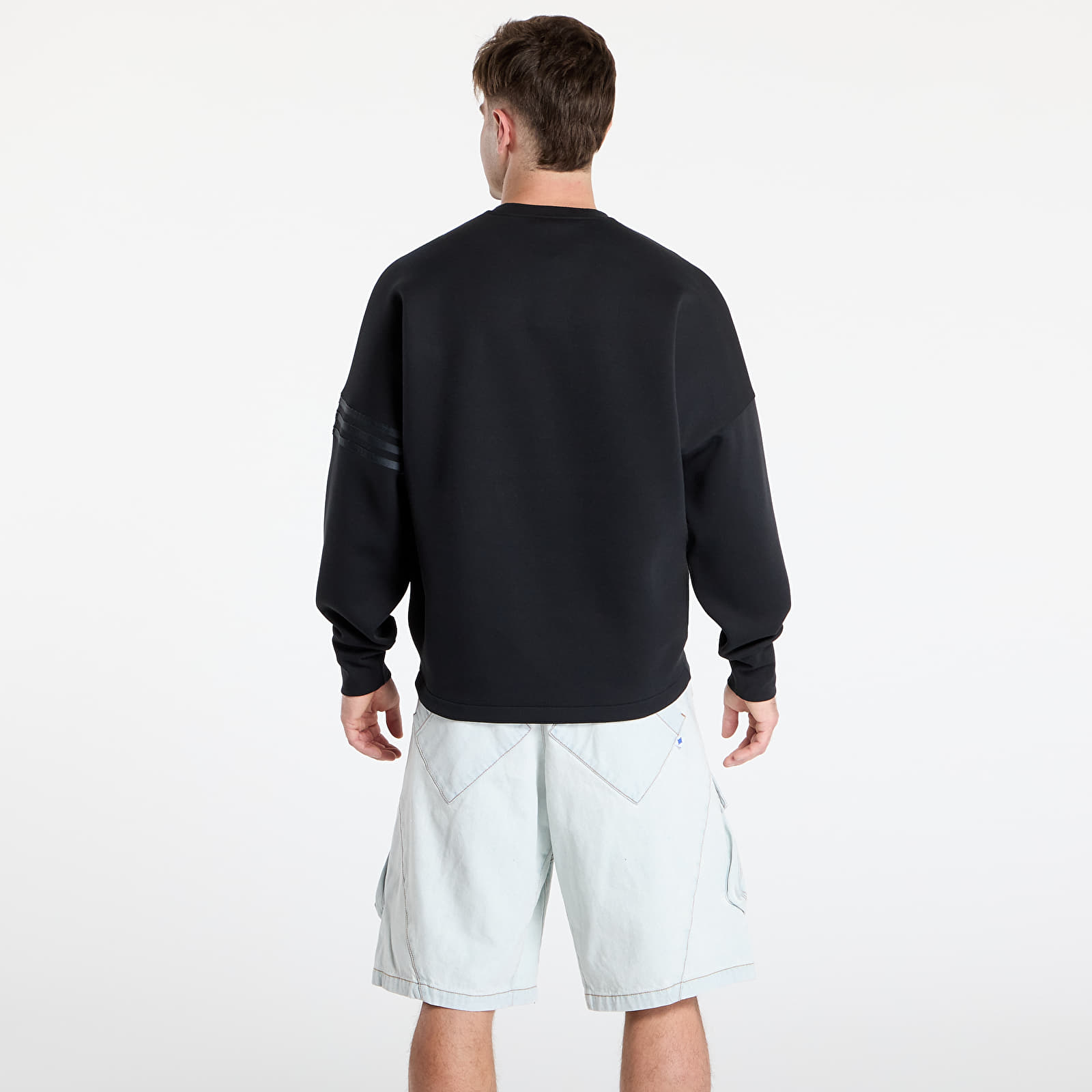 Pánské mikiny adidas Neuclassics Long Sleeve Oversized Crew Black