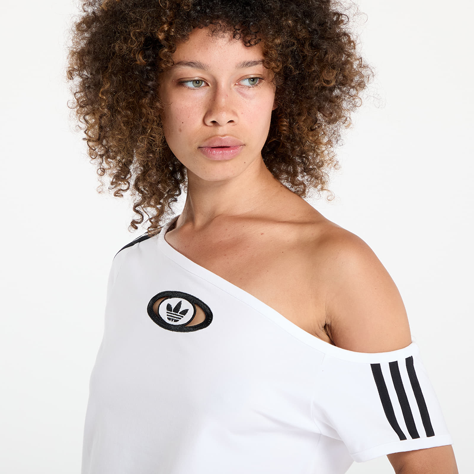 T-särgid adidas Originals Campus 2000 Off Shoulder T-Shirt White