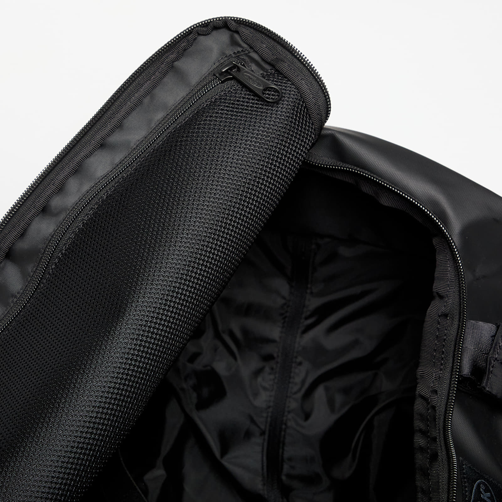 Other accessories Eastpak Duffel Pack Wheel S Tarp Black