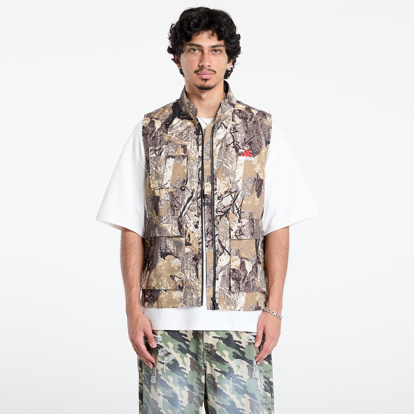 Meeste vestid adidas Originals Camo Vest AOP Camo