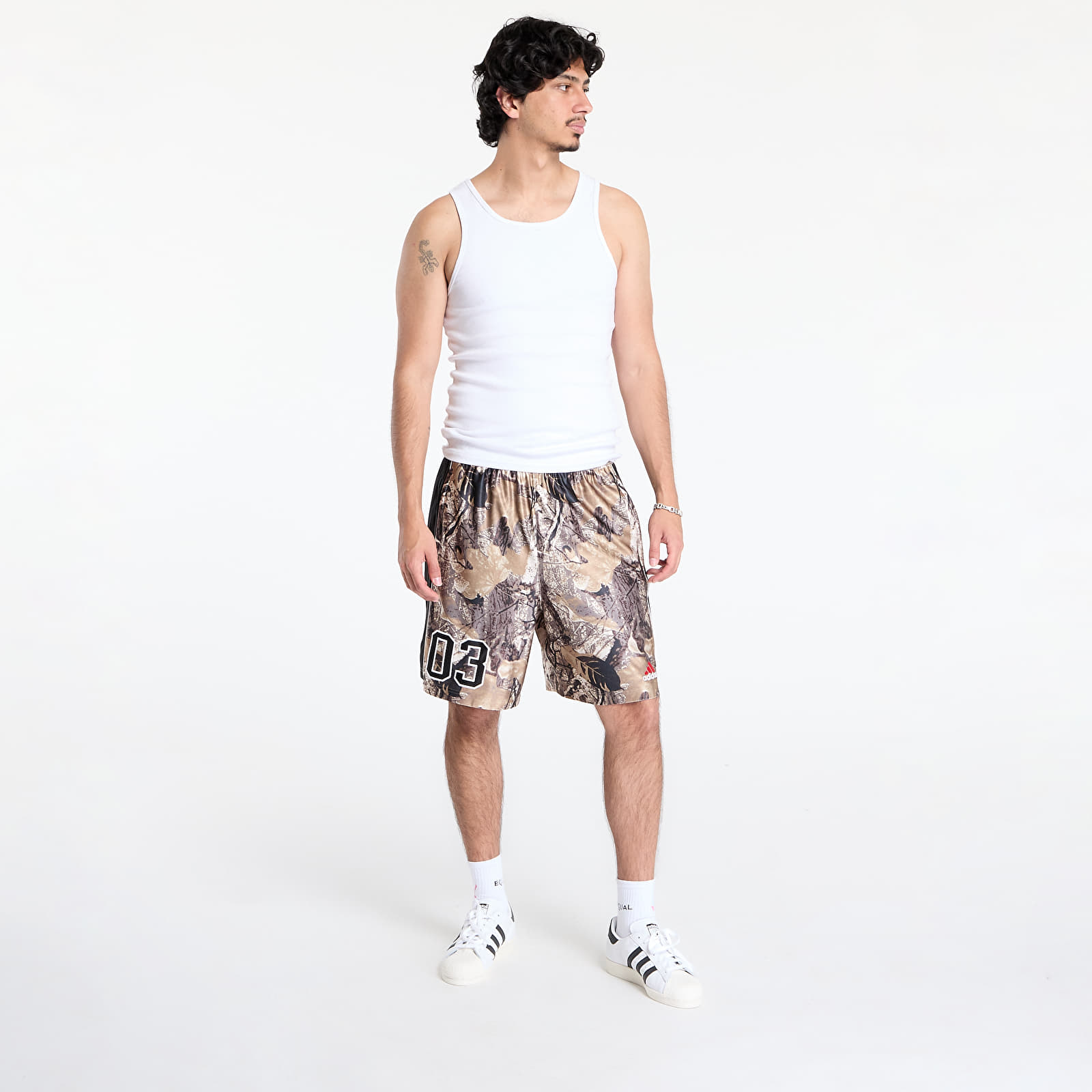 Meeste lühikesed püksid adidas Originals Camo Short AOP Camel