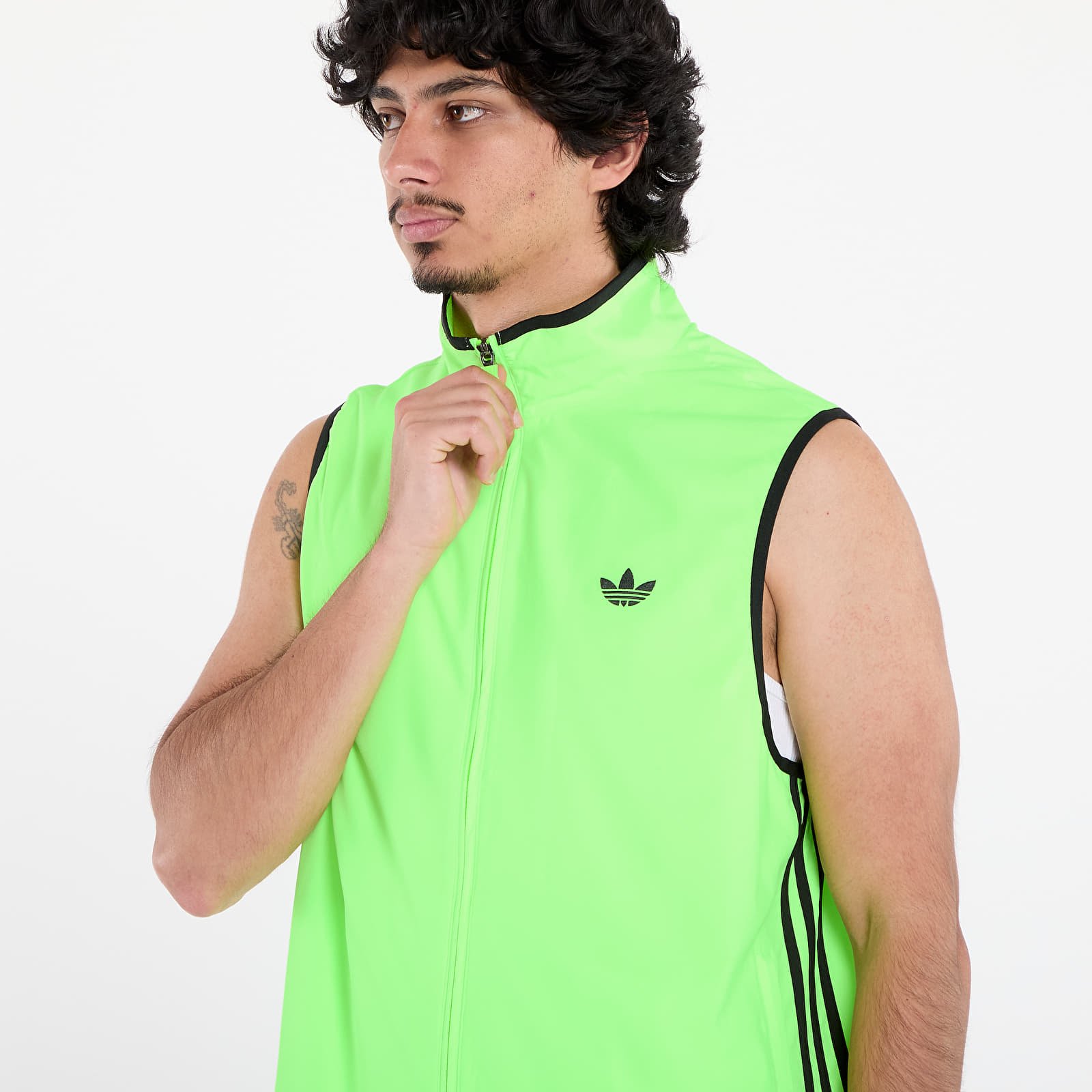 Meeste vestid adidas Adicolor Vest Signal Green/ Black