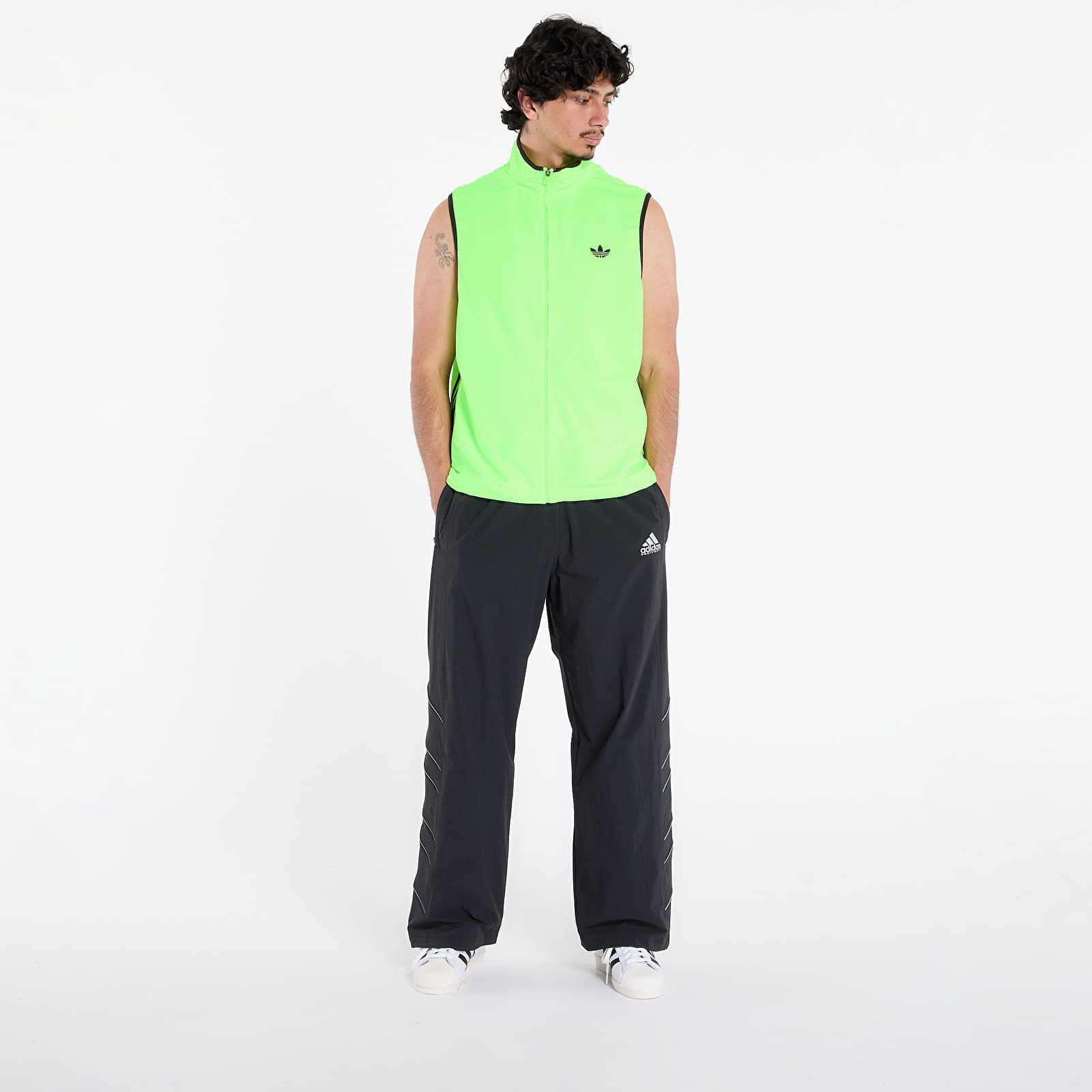 Meeste vestid adidas Adicolor Vest Signal Green/ Black