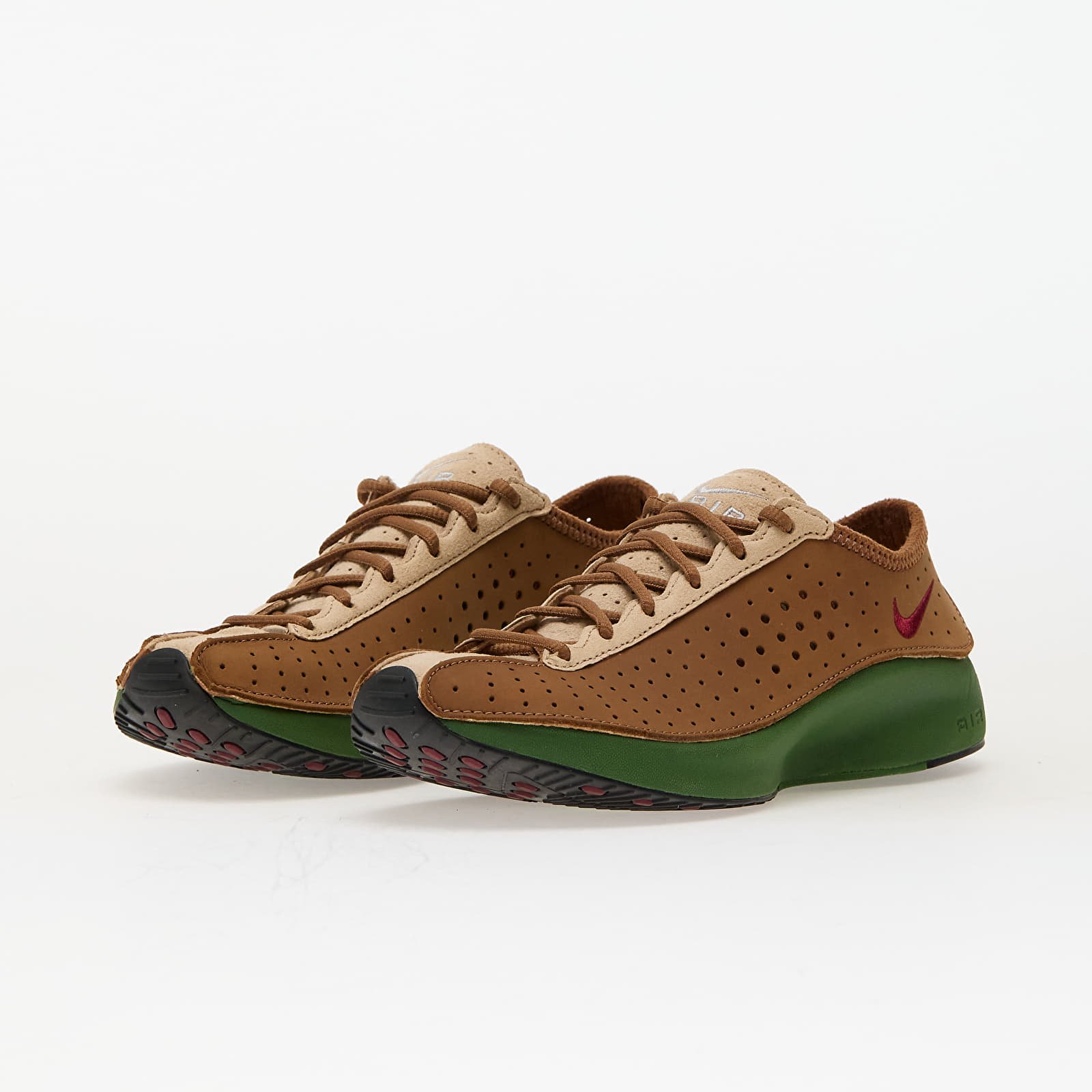 Naiste tossud ja kingad Nike W Air Superfly Ale Brown/ Team Red-Treeline