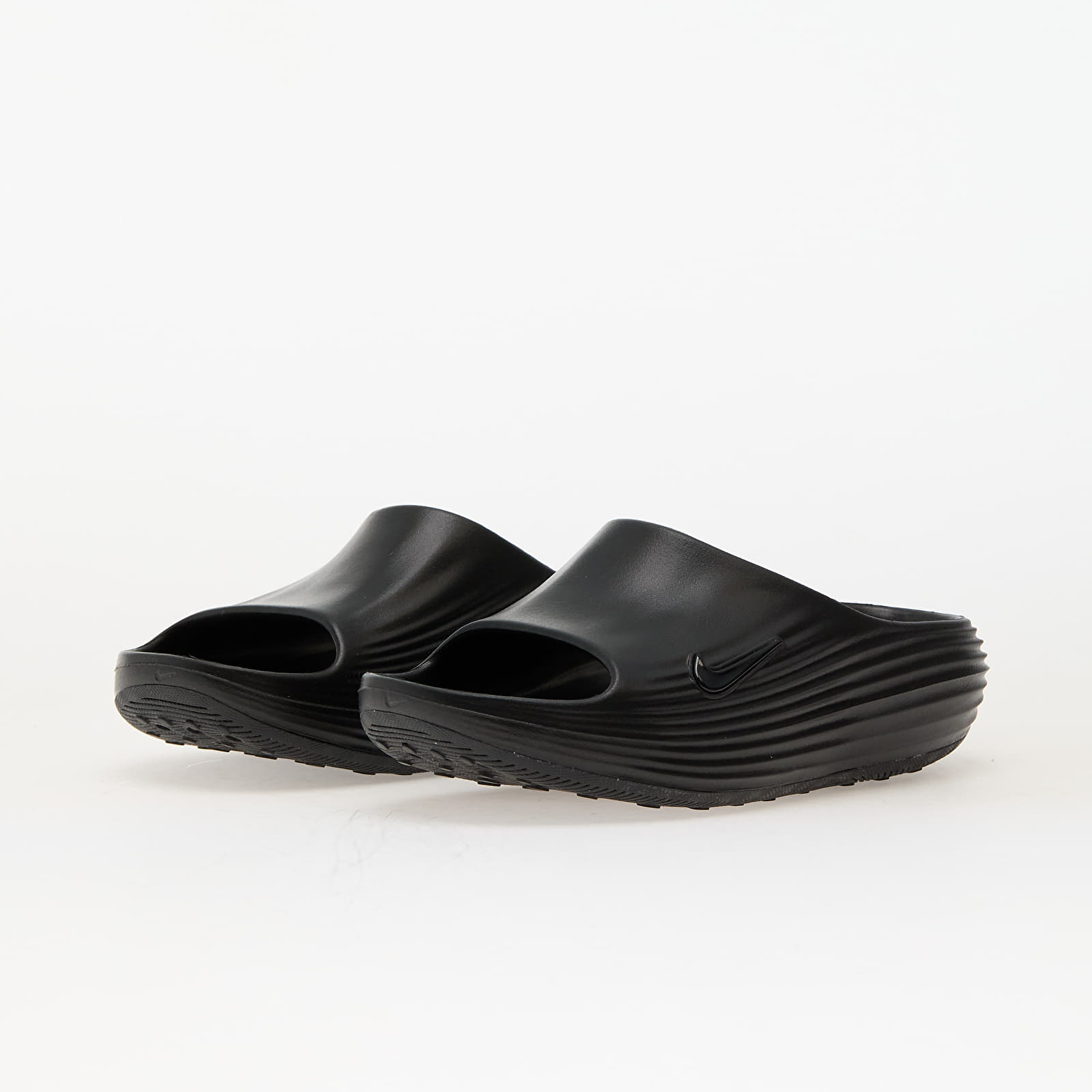 Meeste tossud ja kingad Nike Reactx Rejuven8 Black/ Black-Black