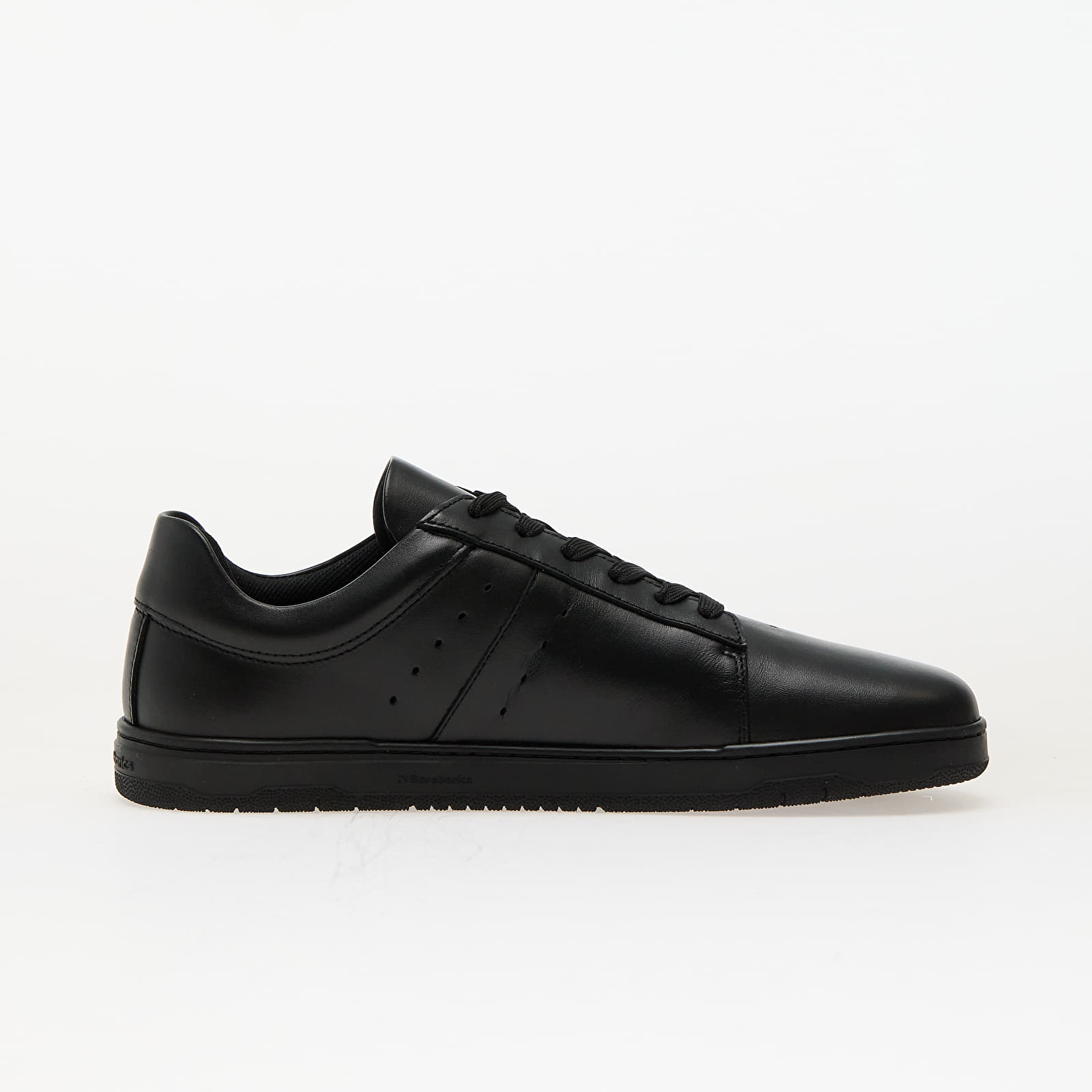 Naiste tossud ja kingad Barebarics Enigma All Black