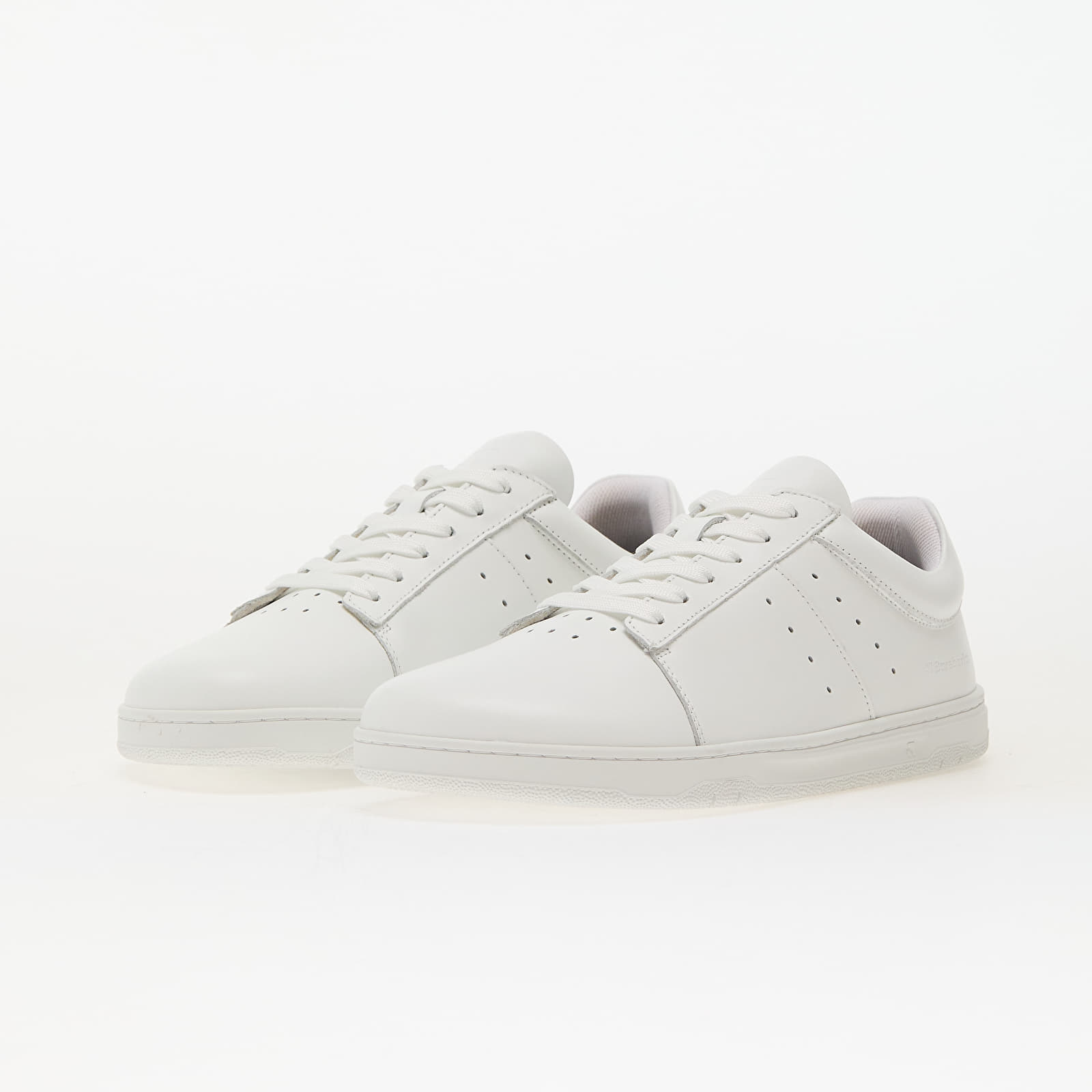 Naiste tossud ja kingad Barebarics Enigma All White