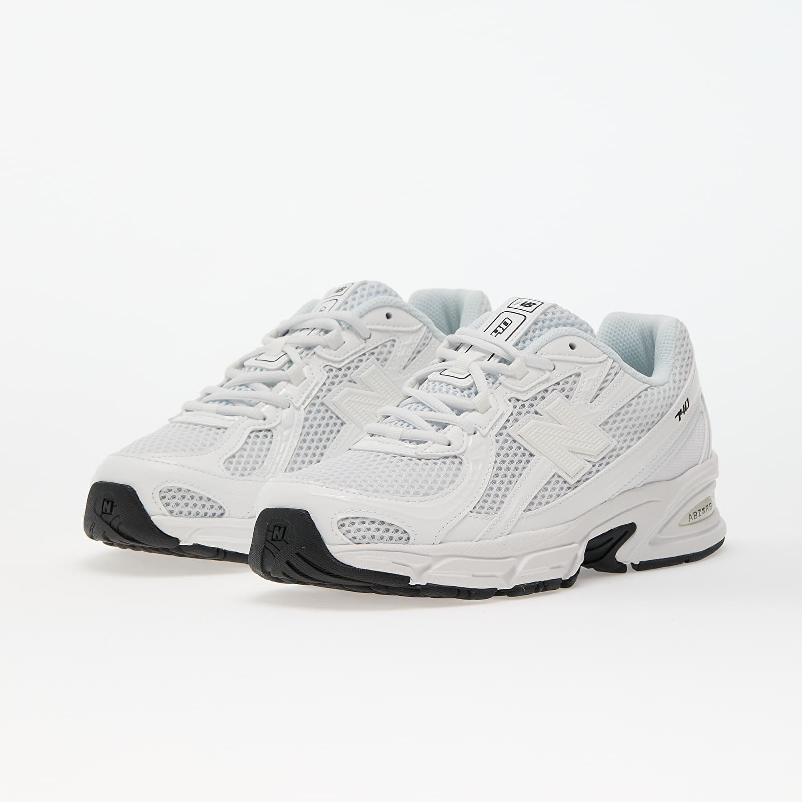 Meeste tossud New Balance 740 White