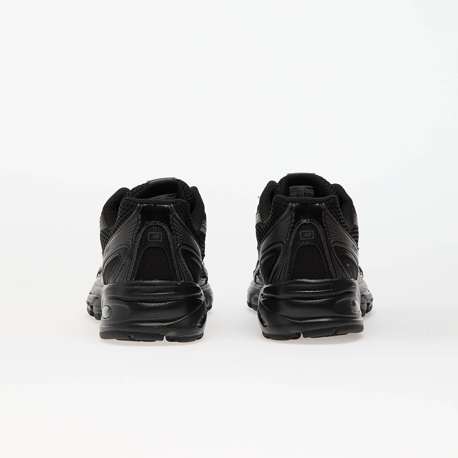 Meeste tossud New Balance 740 Black/ Black Cement