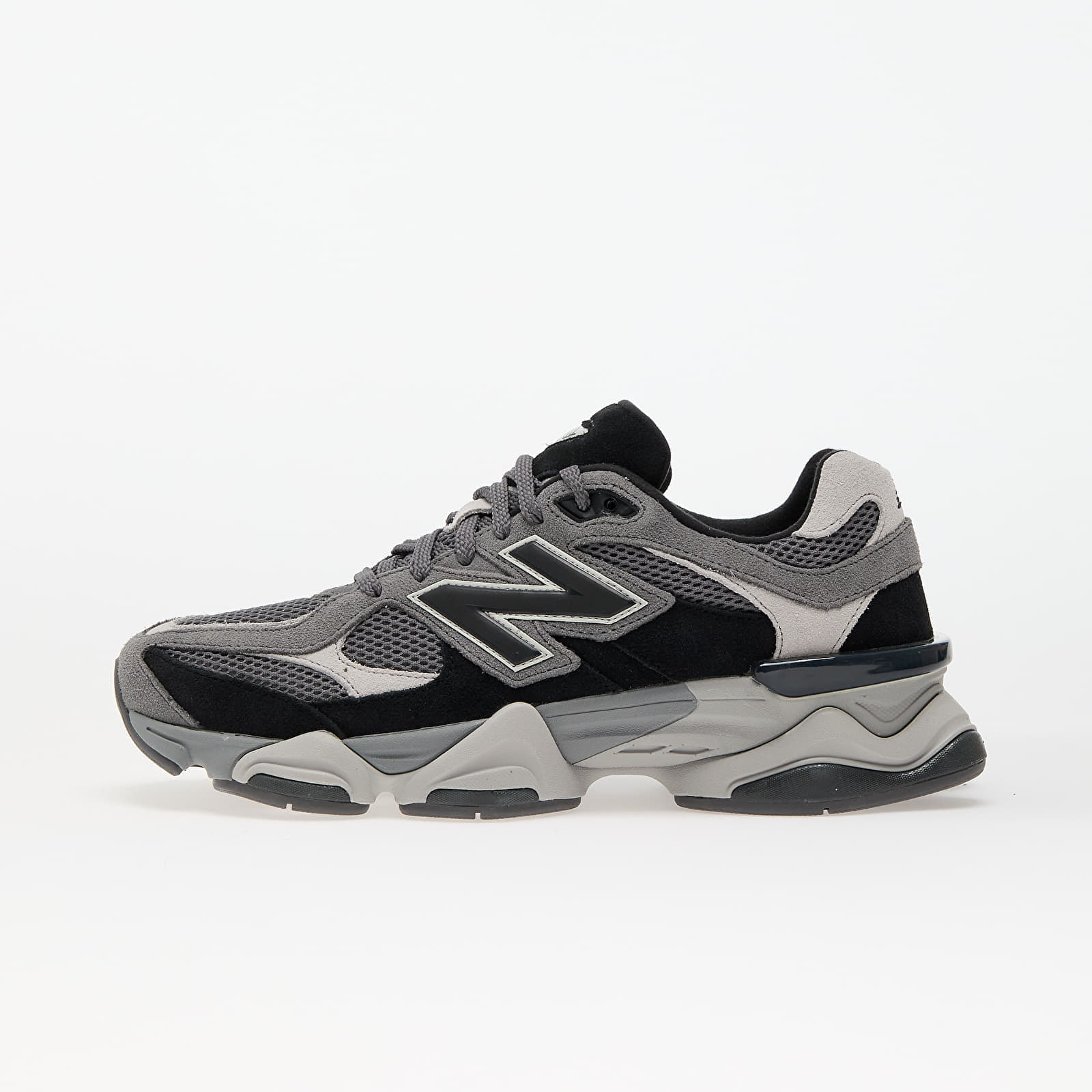 Sneakers New Balance 9060 Grey EUR 43