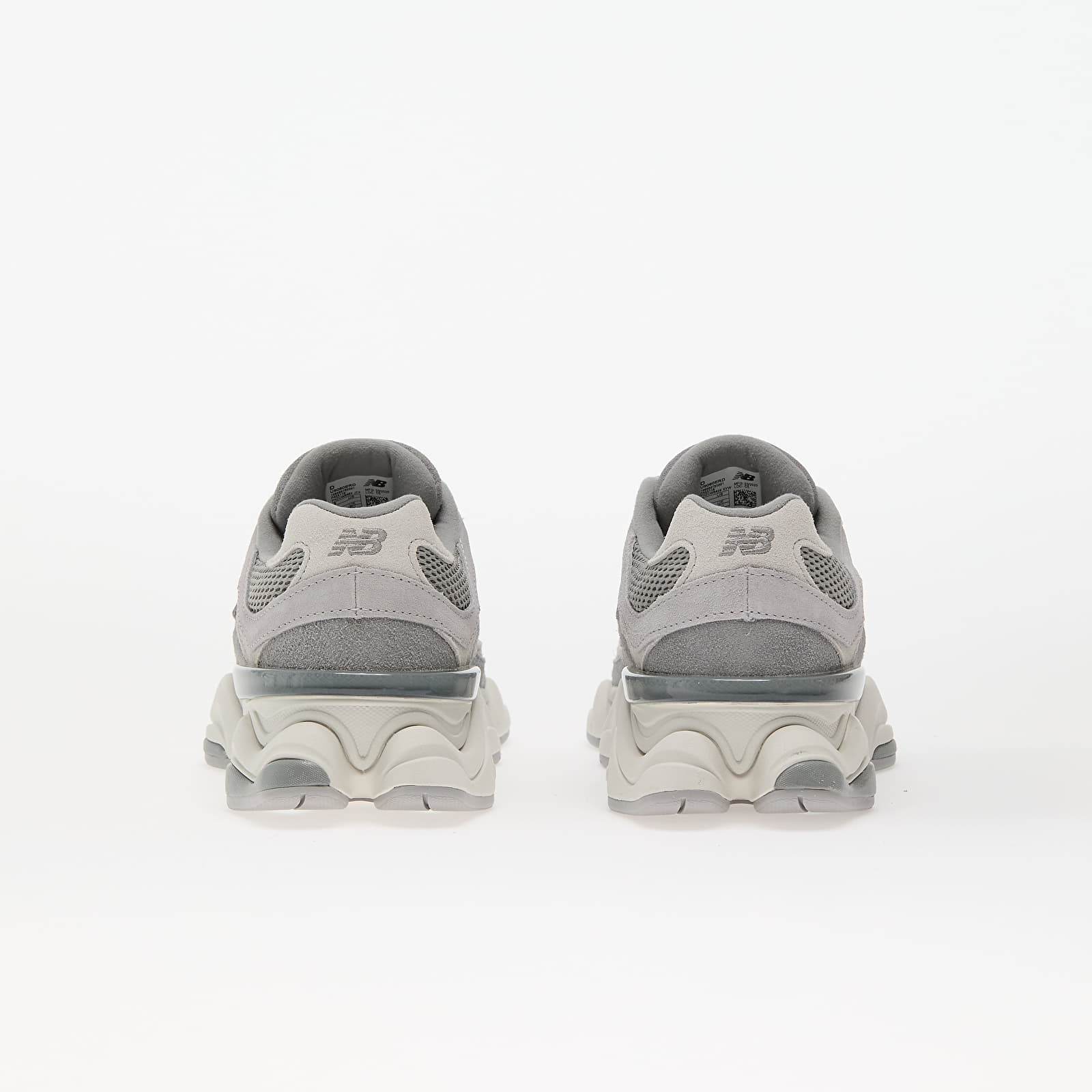 Meeste tossud New Balance 9060 Grey