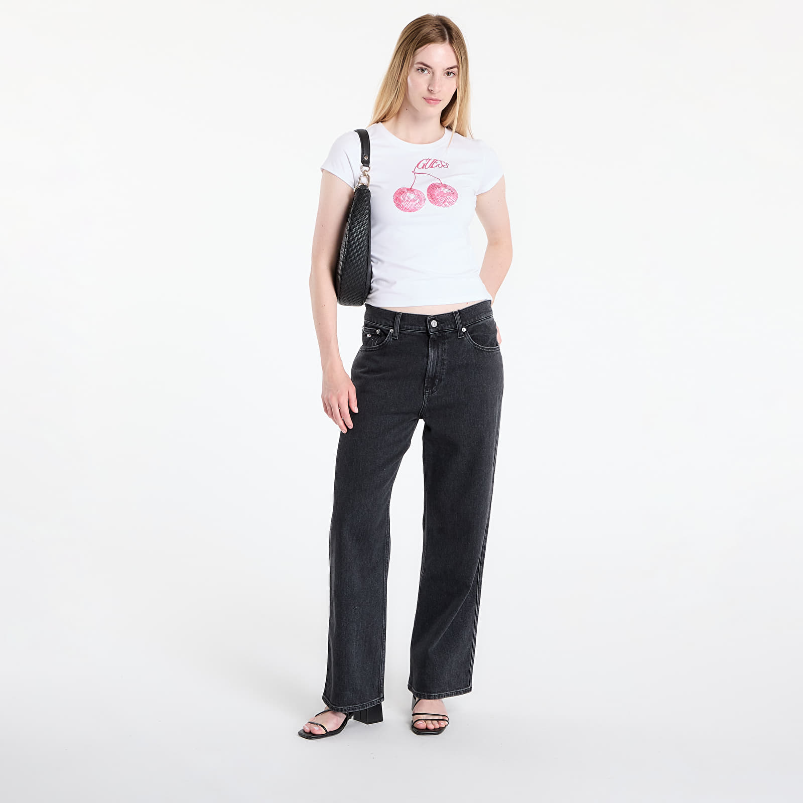 majice kratkih rukava GUESS Ss Wavy Cherry Logo R5 Tee White