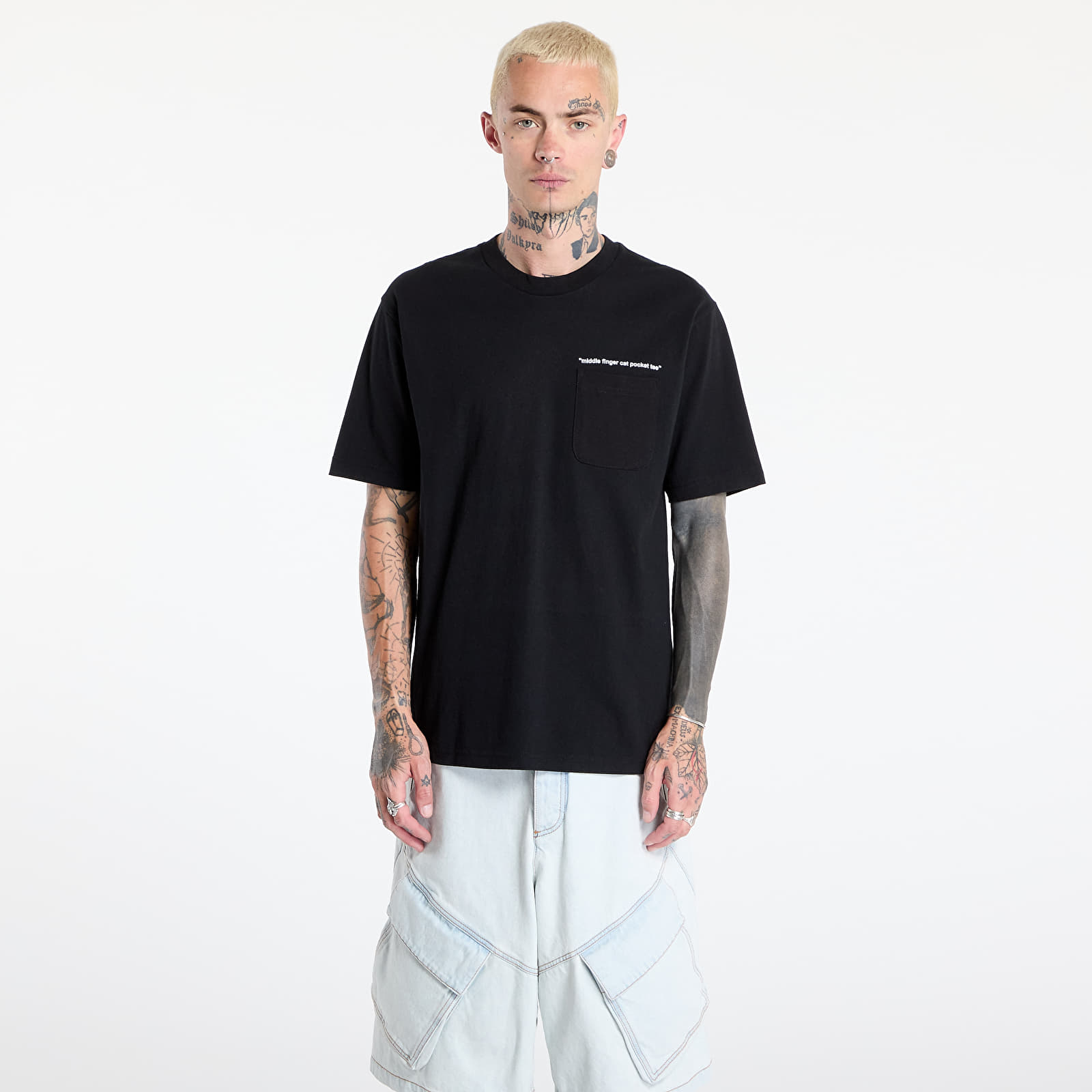 Muške majice RIPNDIP Middle Finger Cat Pocket Tee Black